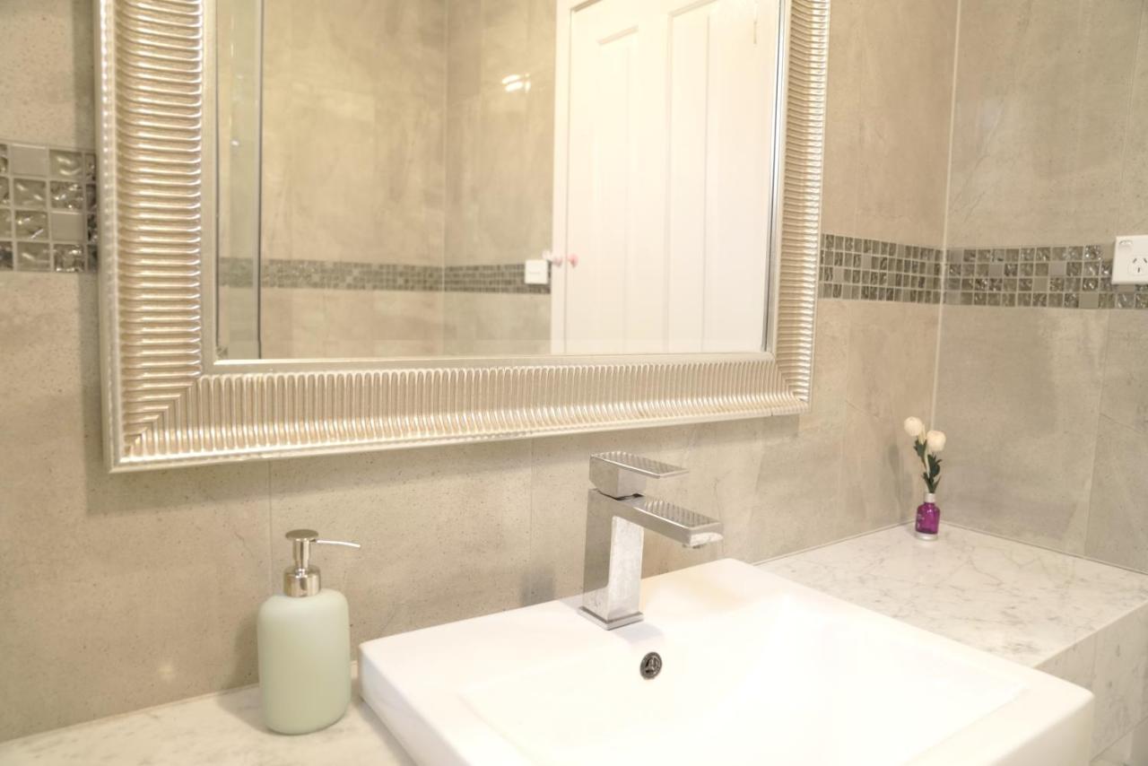 Villa Luxury At Doncaster Melbourne