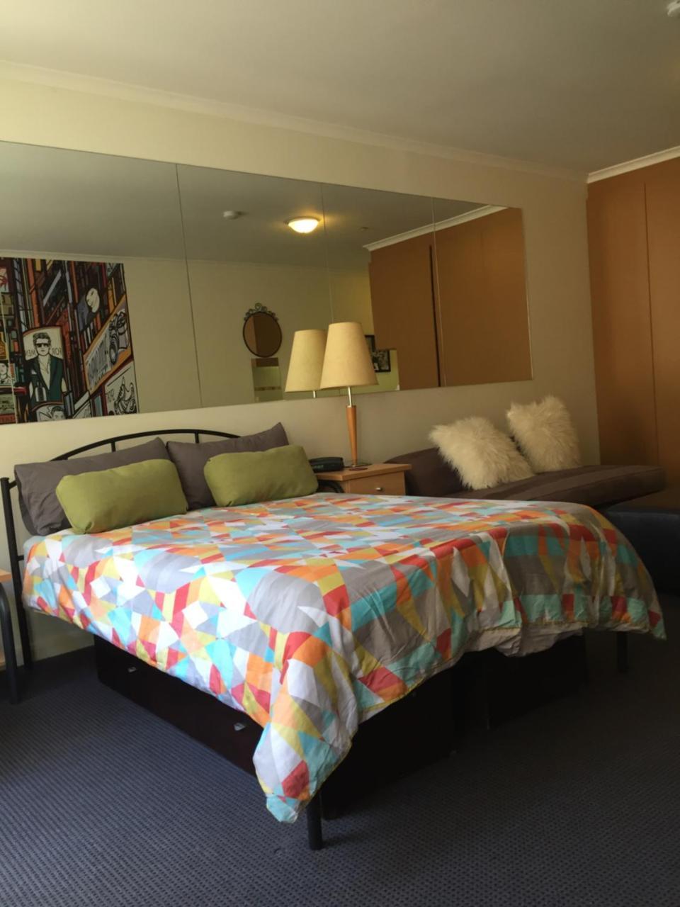 Flinders Street 238, Clements House At Federation Square, Melbourne, Australia Apartment