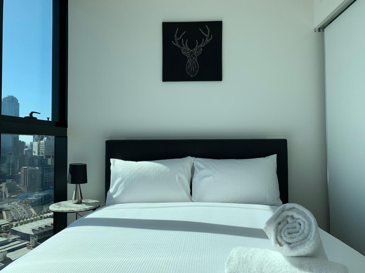 Myroom At Shadowplay Apartment