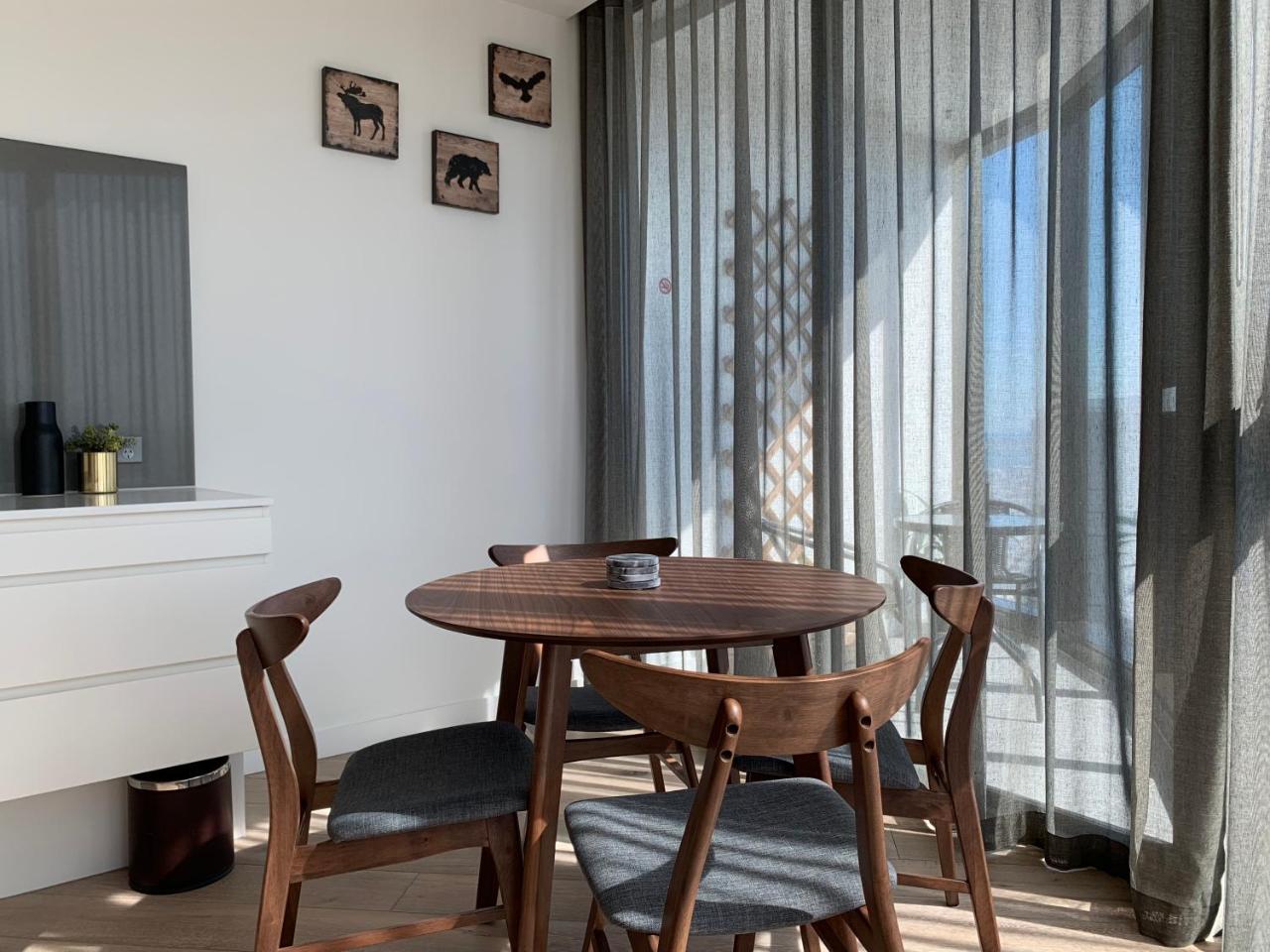 Apartment Myroom At Shadowplay Melbourne