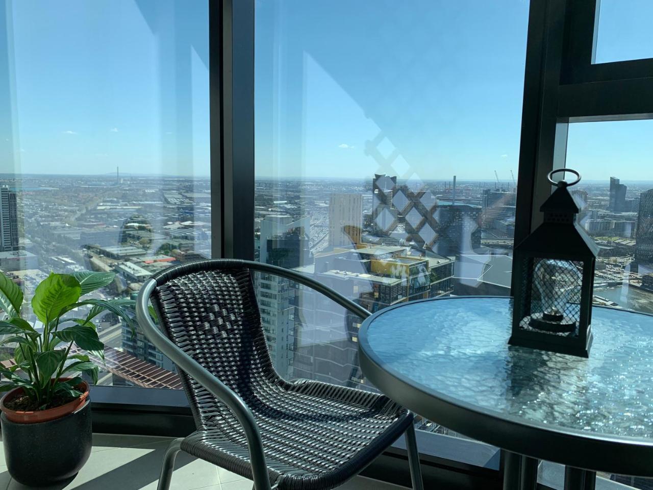 Myroom At Shadowplay Apartment Melbourne