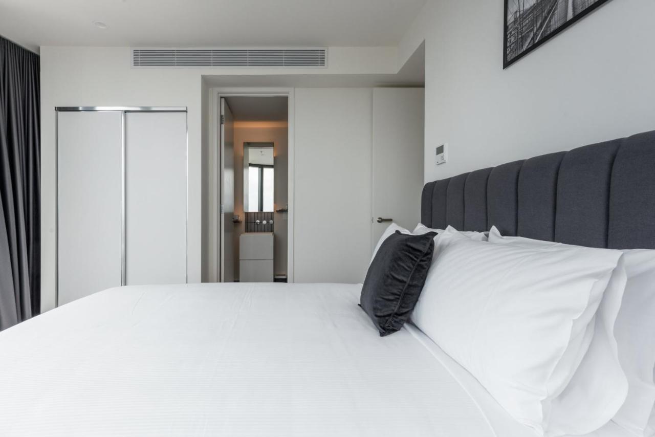 Apartment Myroom At Shadowplay Melbourne
