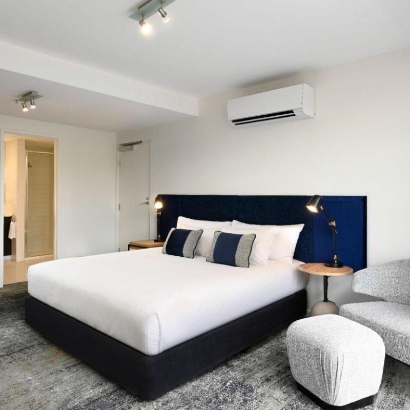 Brady Flinders Street Aparthotel