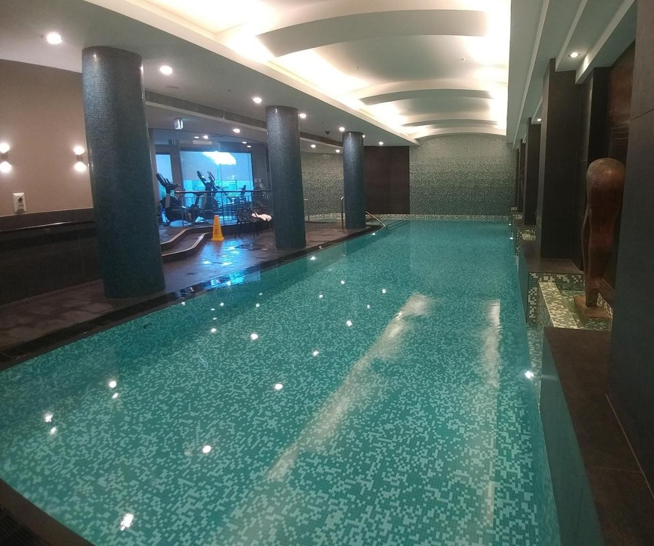 Privatestudio In Quay West Building Apartment *