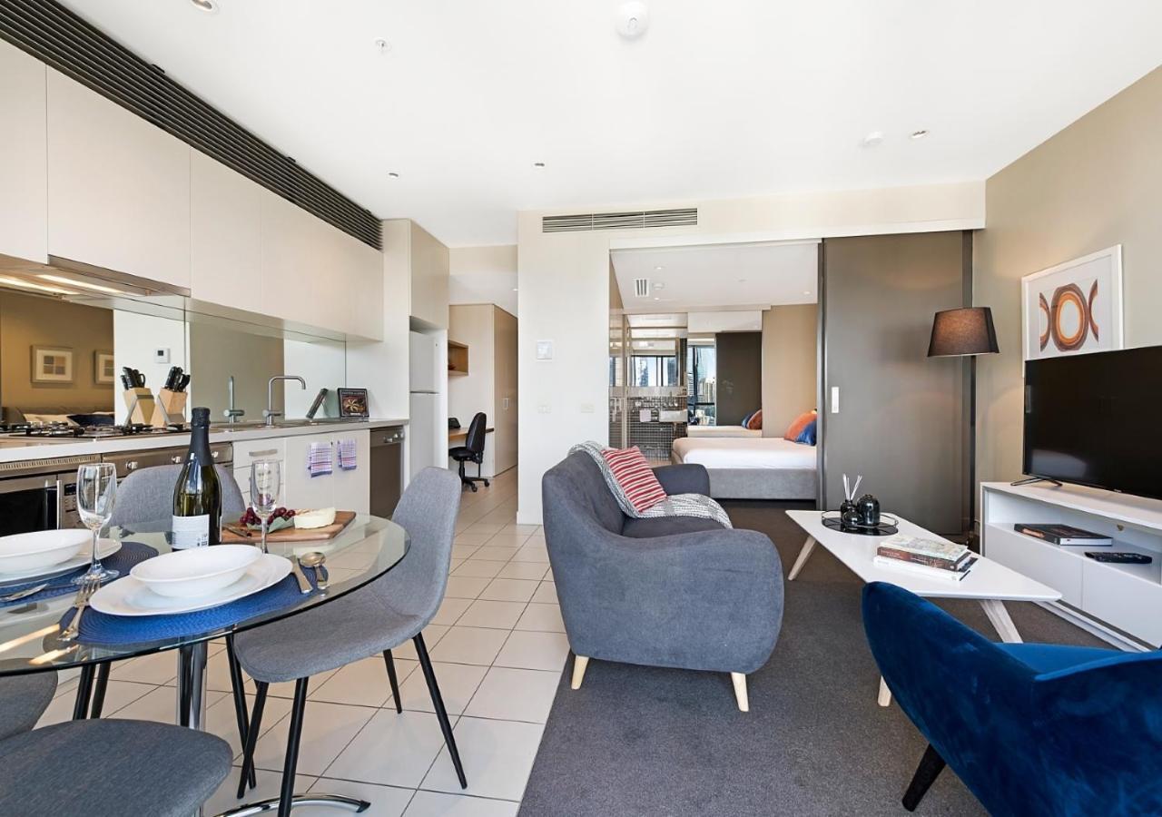 Corporate Keys - Freshwater Place Aparthotel 4*