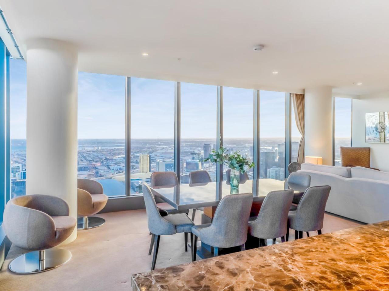 Sanctuary - Freshwater Place Apartment