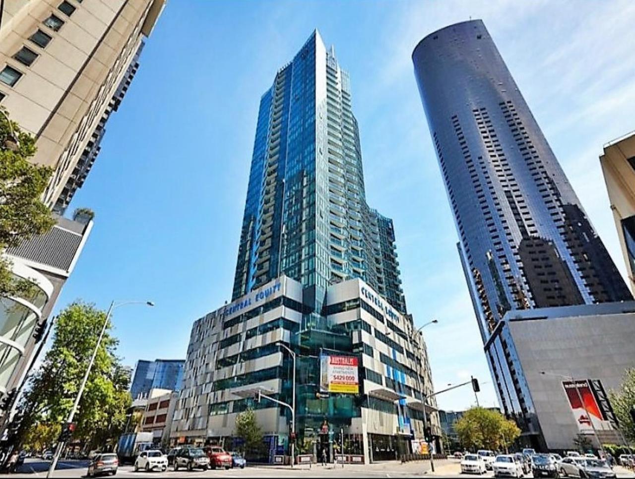 Apartment Readyset At Southbank One Melbourne
