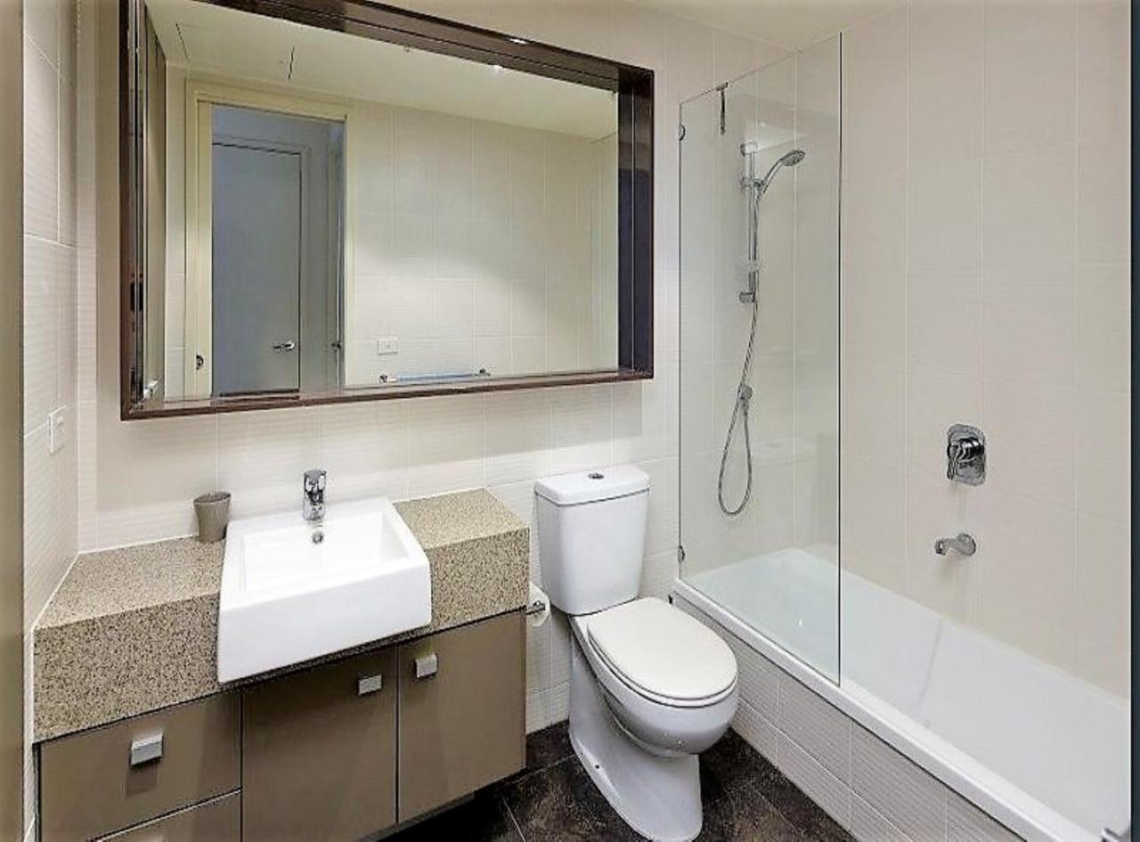 Apartment Readyset At Southbank One Melbourne