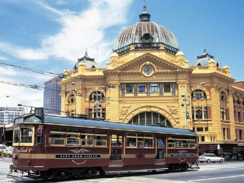 Winston Melbourne
