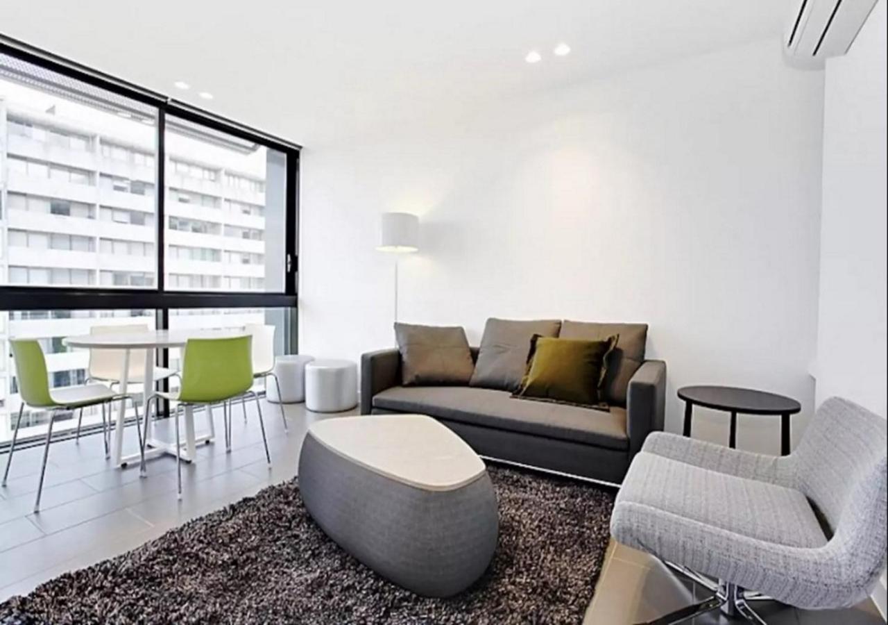 Corporate Keys - Elm Apartments 4*