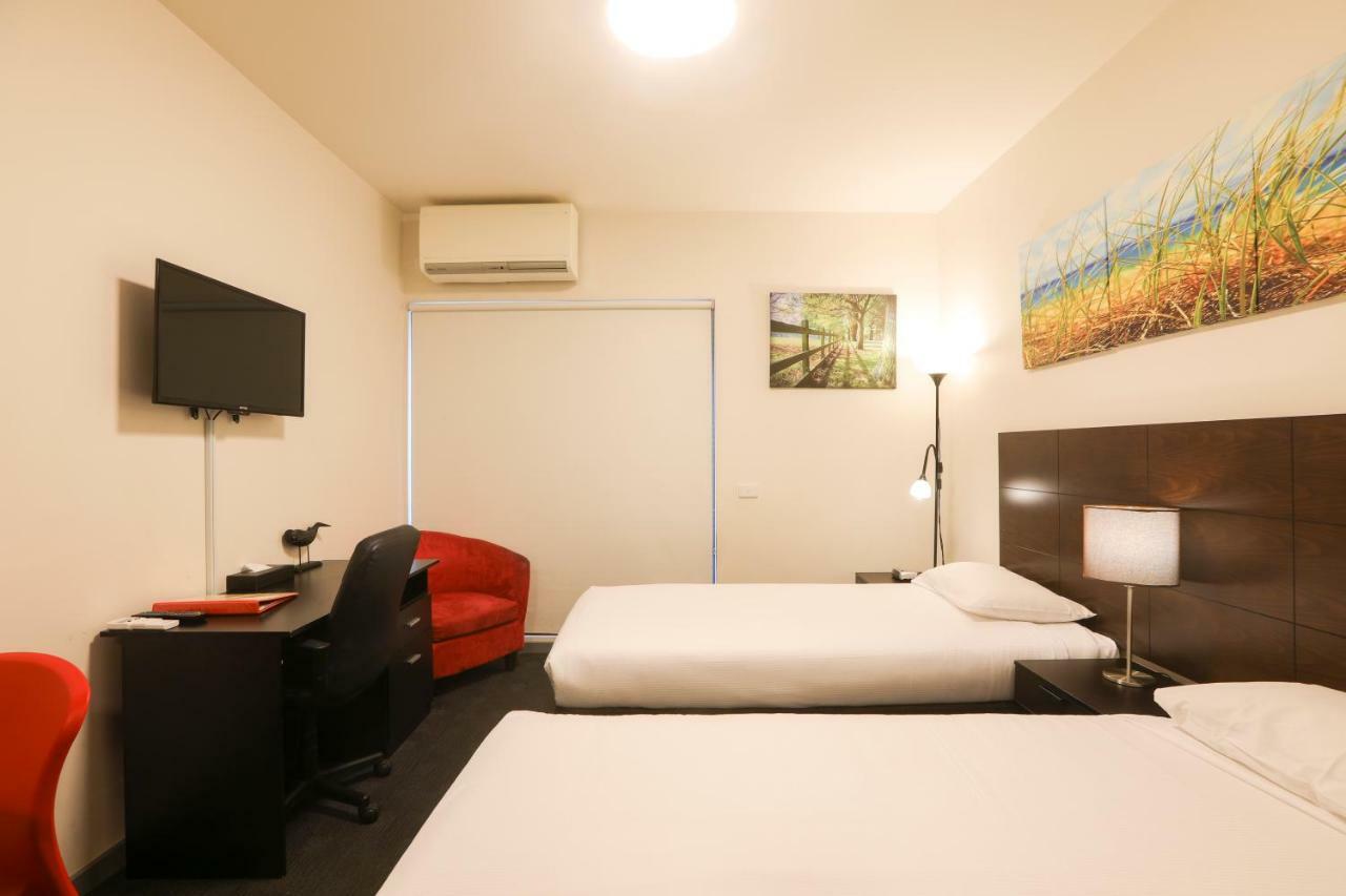 Alston Aparthotel 4*