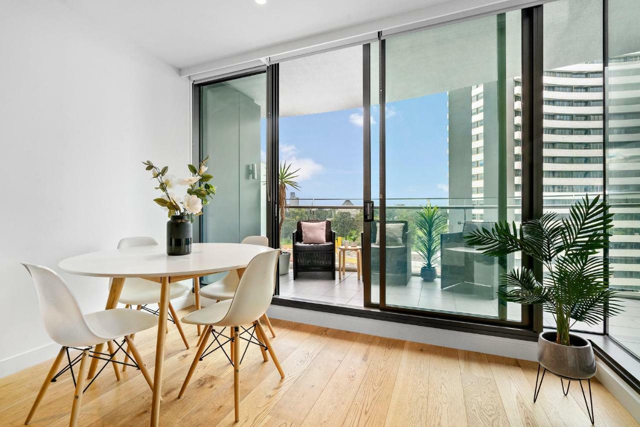 The Emerald Apartment *