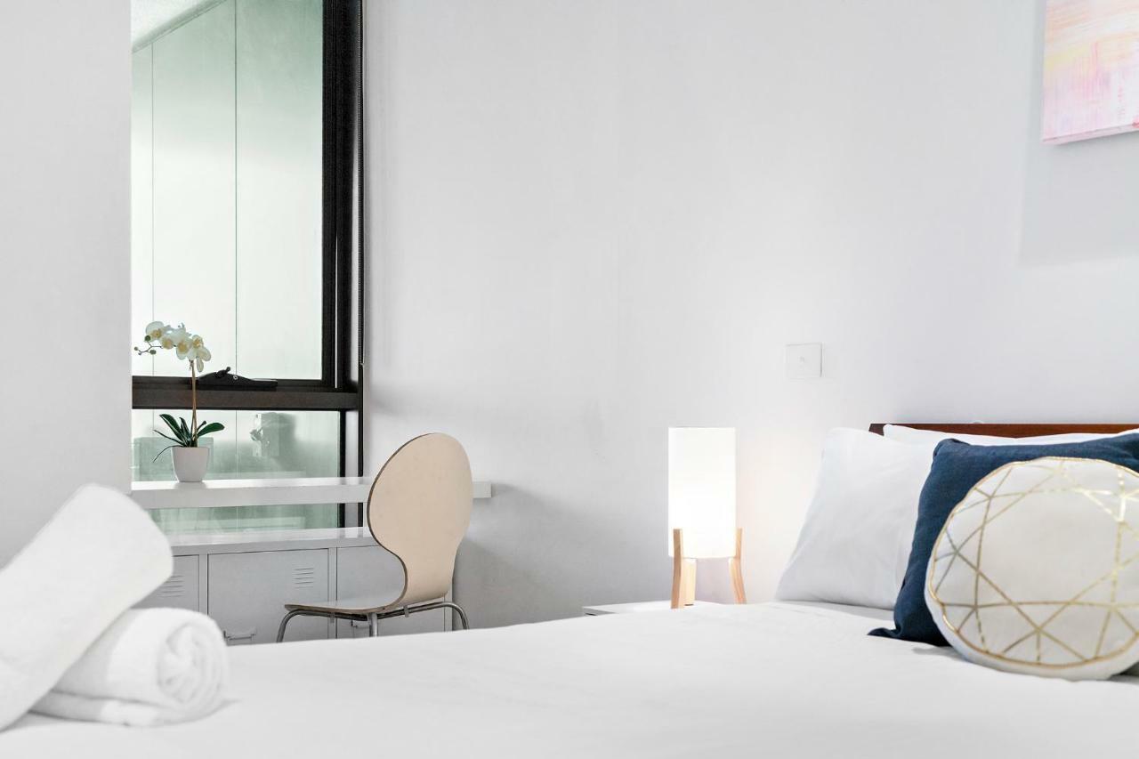 Apartment The Emerald Melbourne