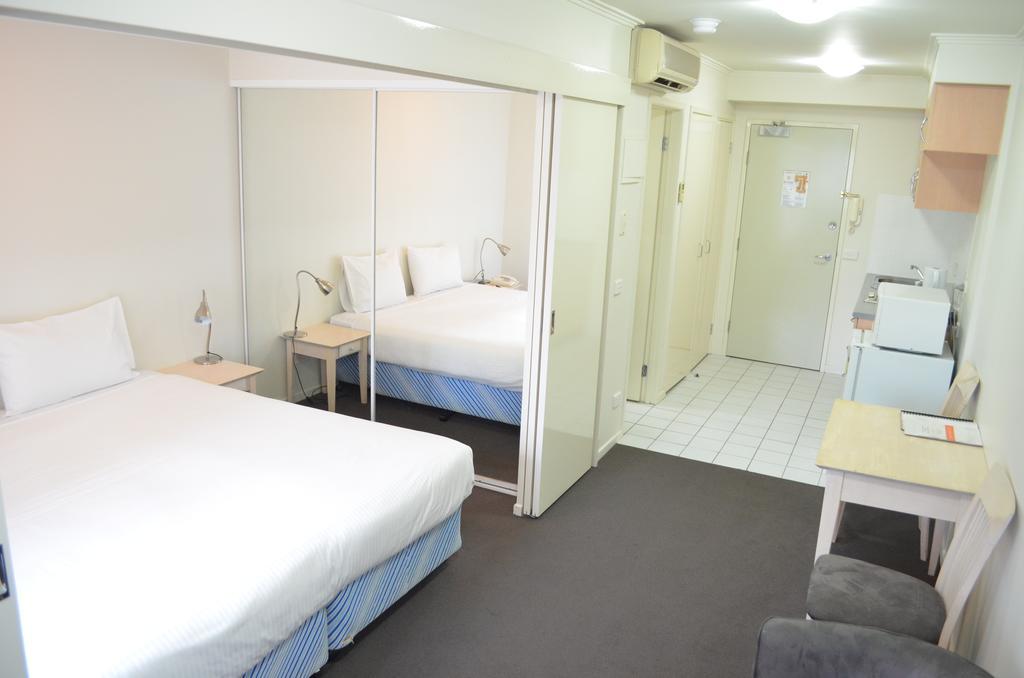 Aparthotel Adara Franklin