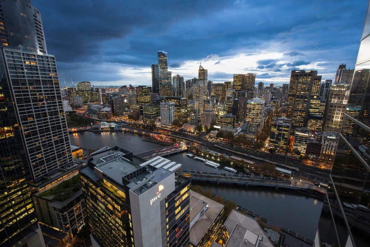 Eureka Tower Level 24 Apartment *