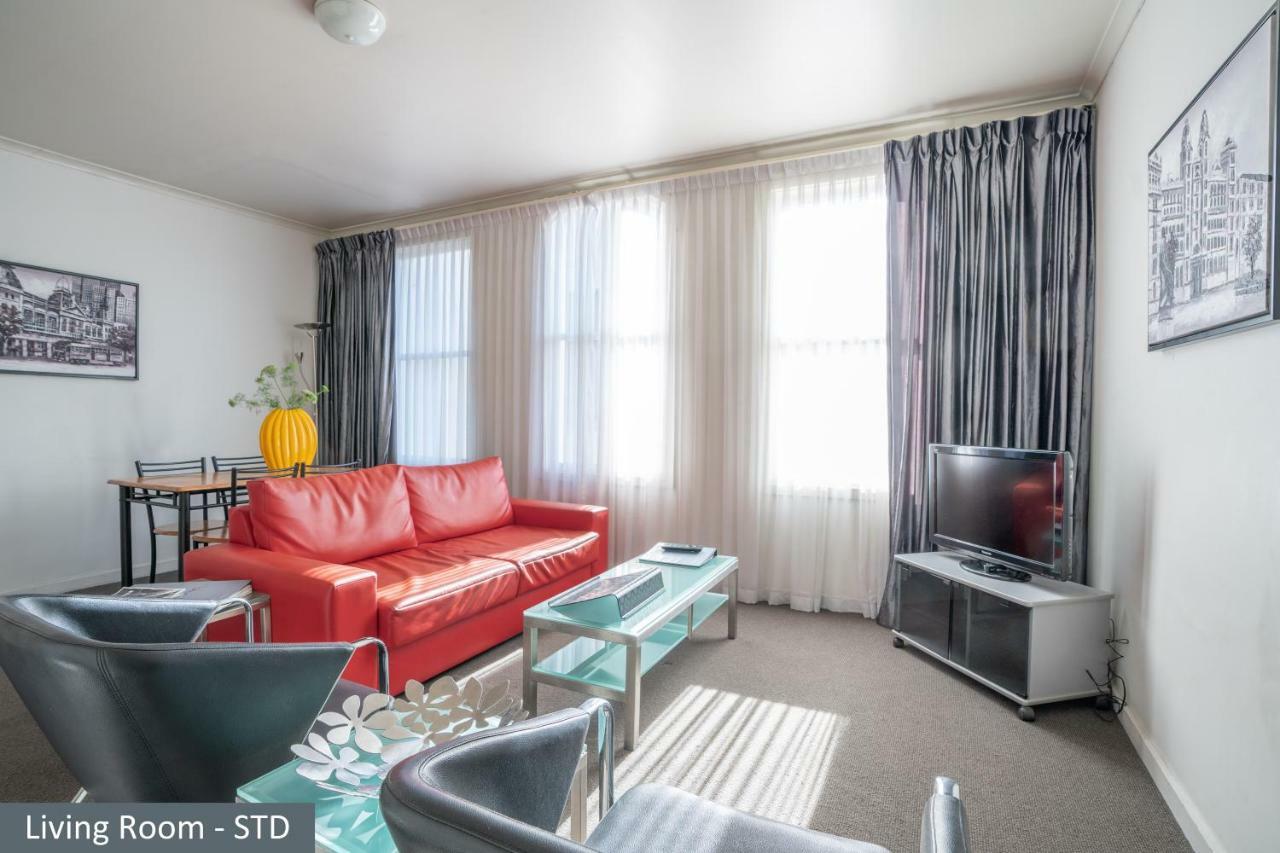 Clocktower Aparthotel 3*