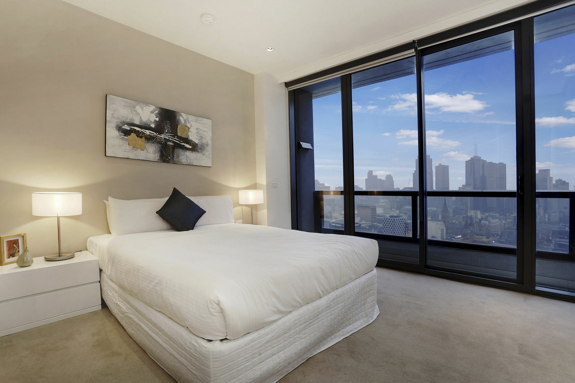 Aparthotel Corporate Keys - Freshwater Place 4*