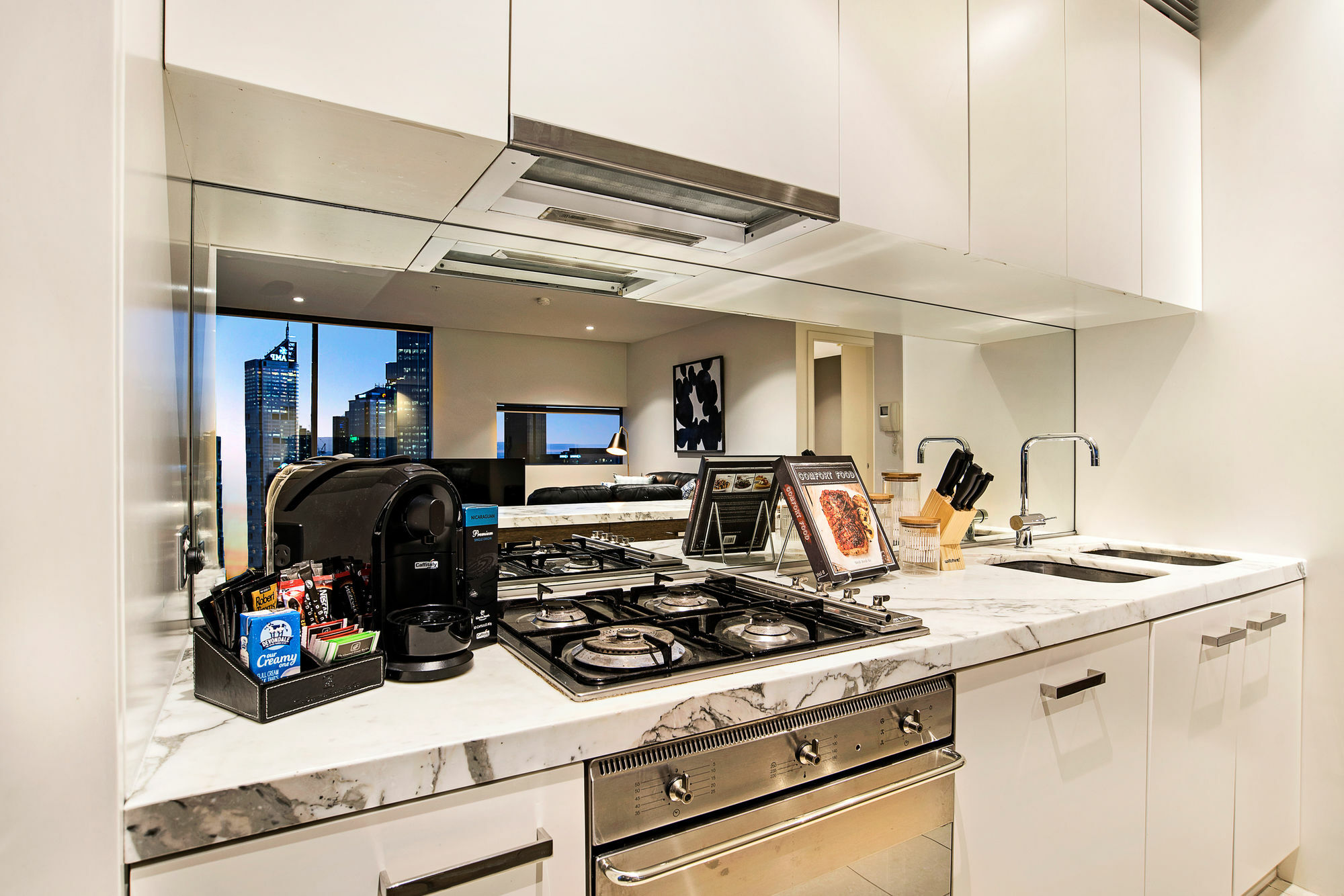Corporate Keys - Freshwater Place 4*