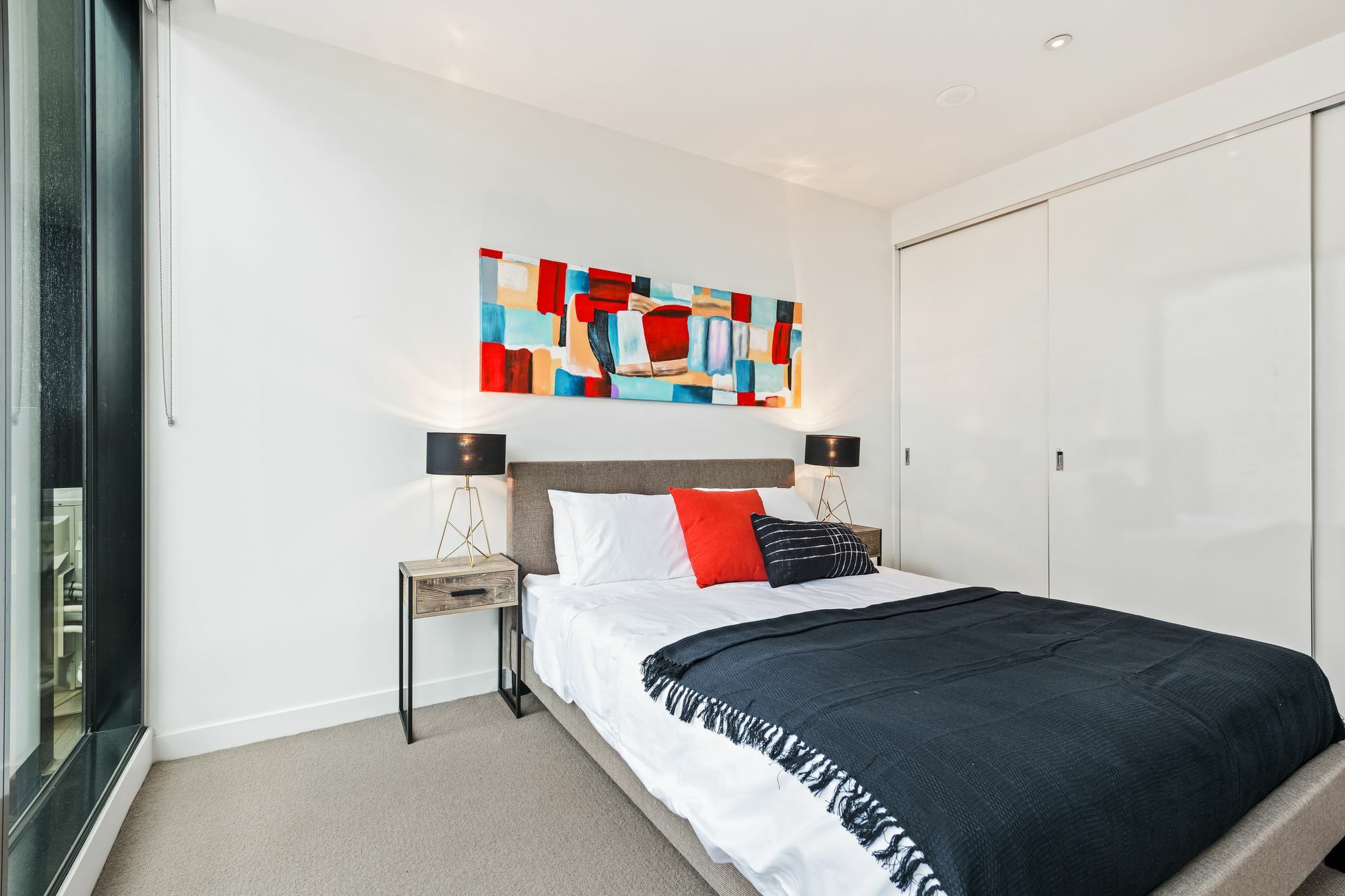 Sanctuary - Wrap Apartment