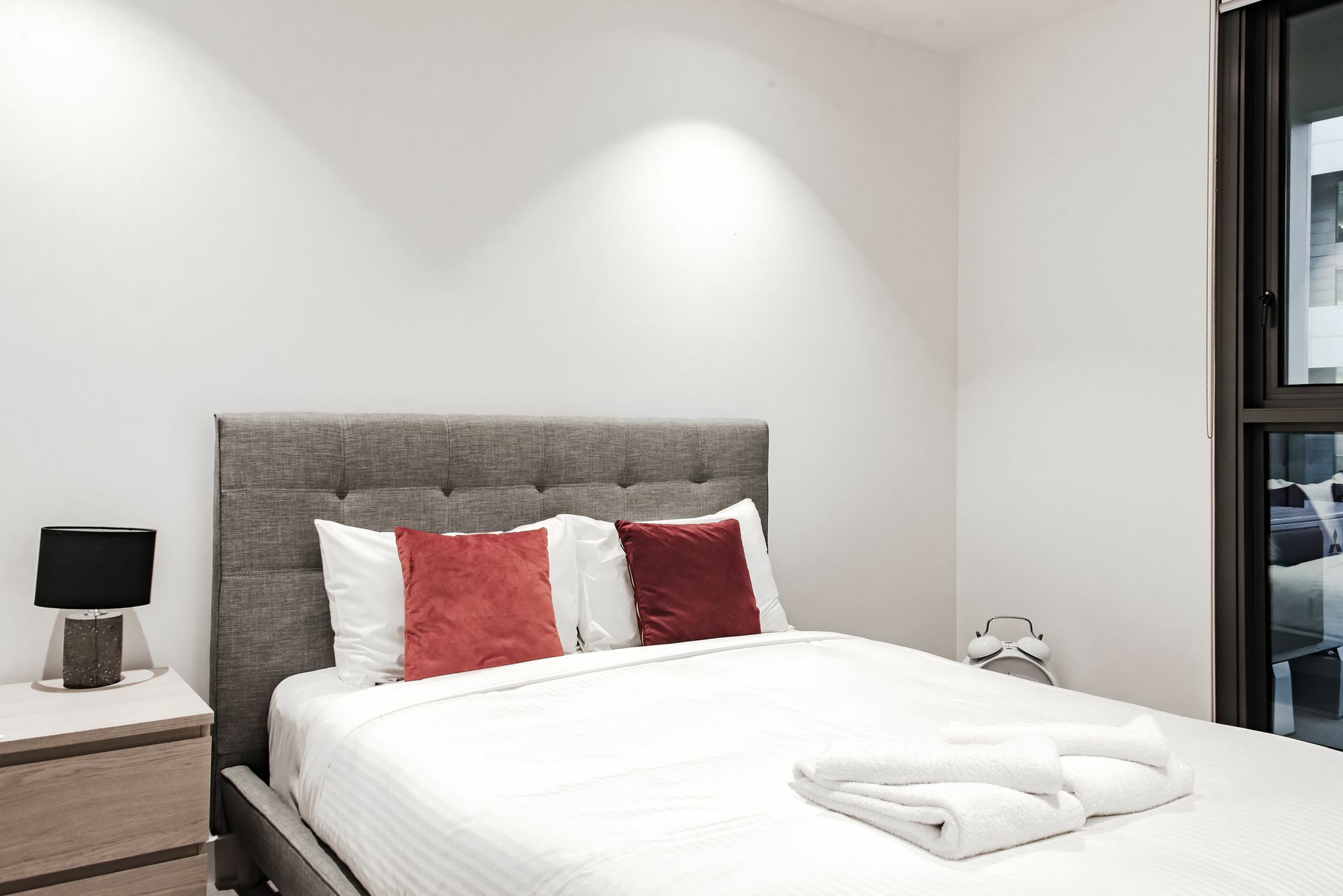 Melbourne Central Apartment