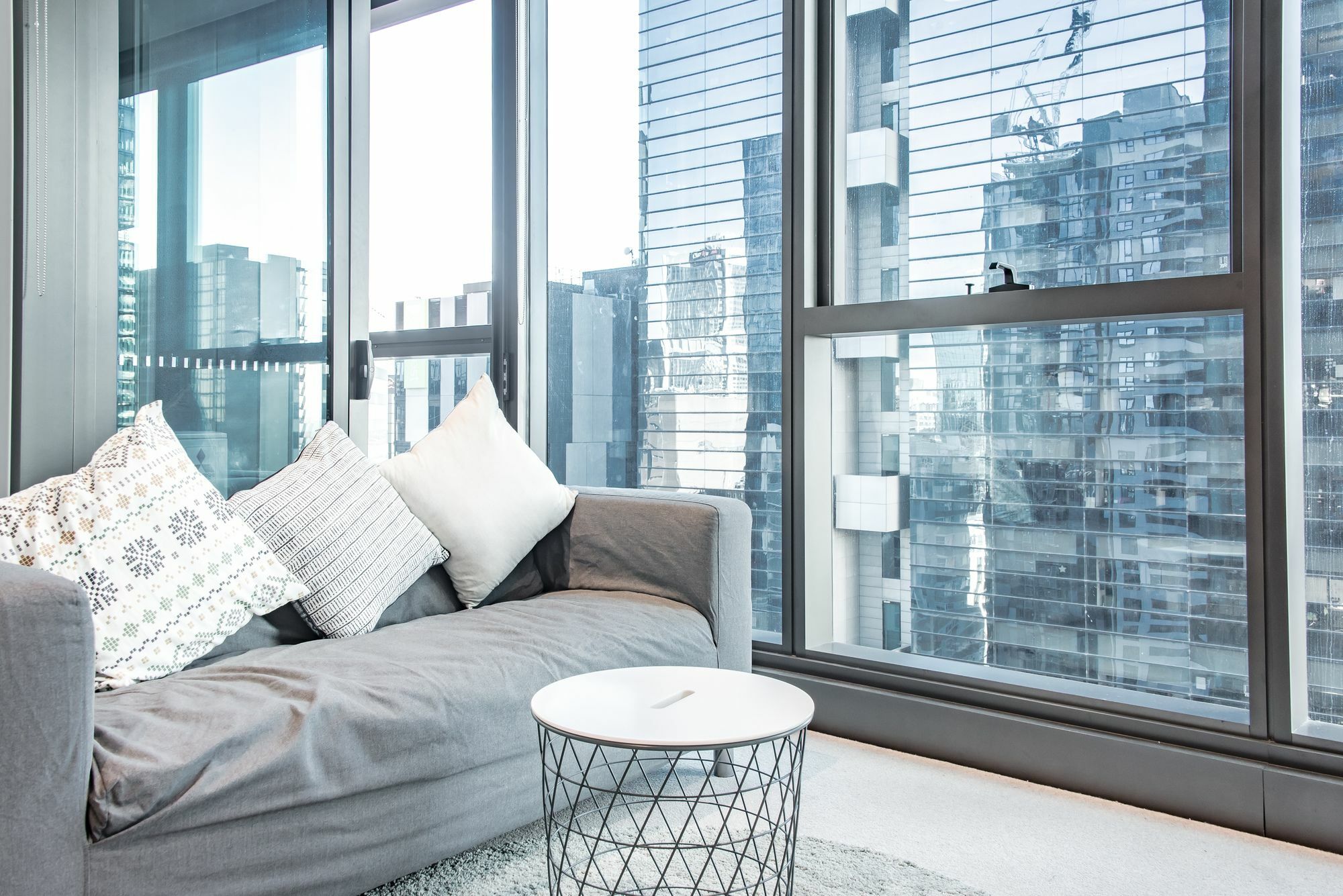 Melbourne Central Apartment