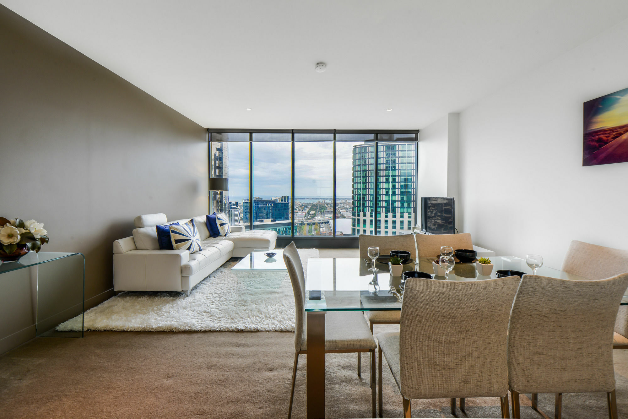 Urbanminder @ Freshwater Place Apartment Melbourne