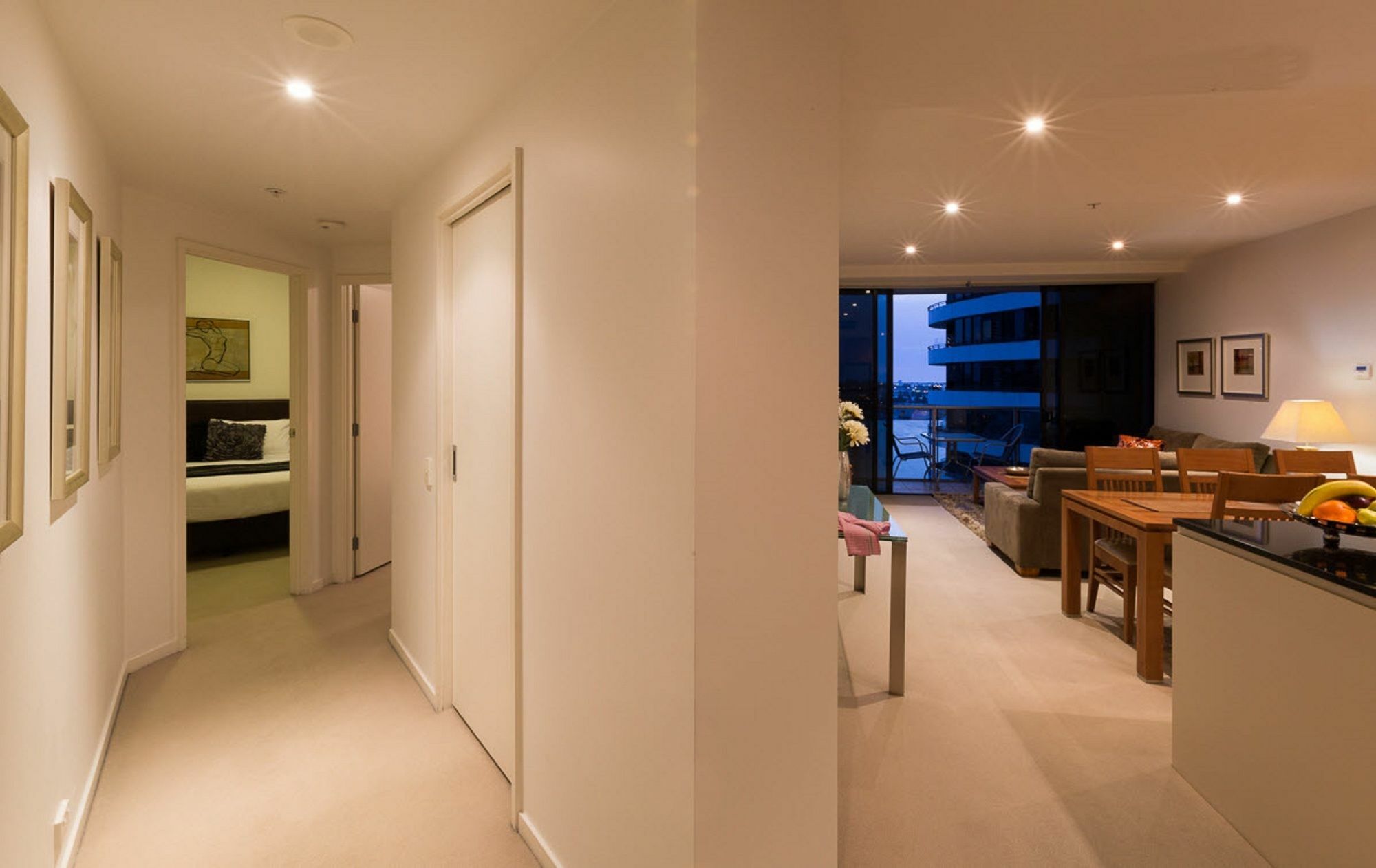 Accent At Docklands Apartment *