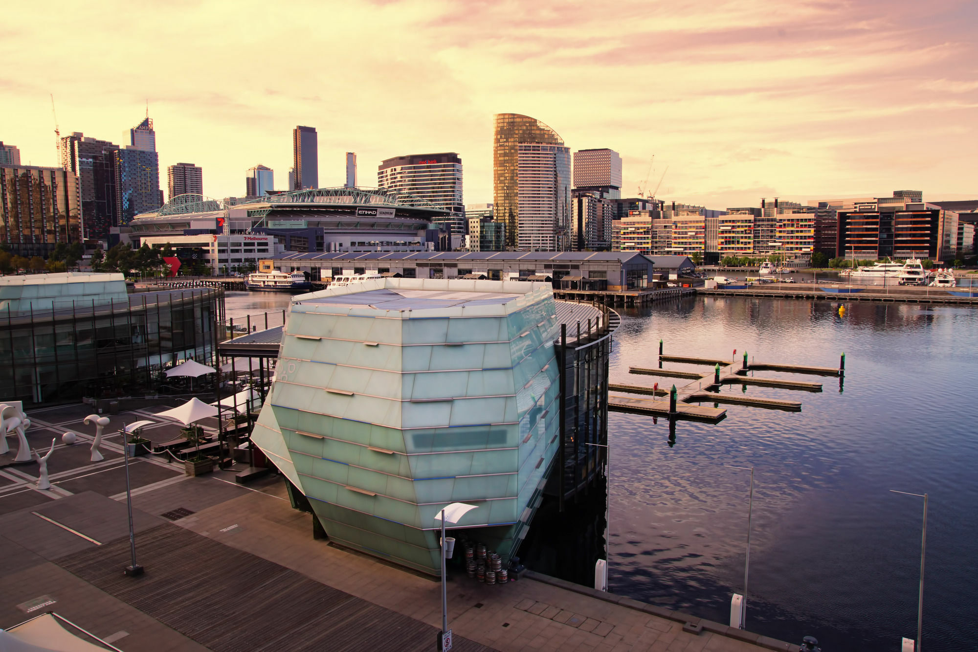 Accent At Docklands * Melbourne