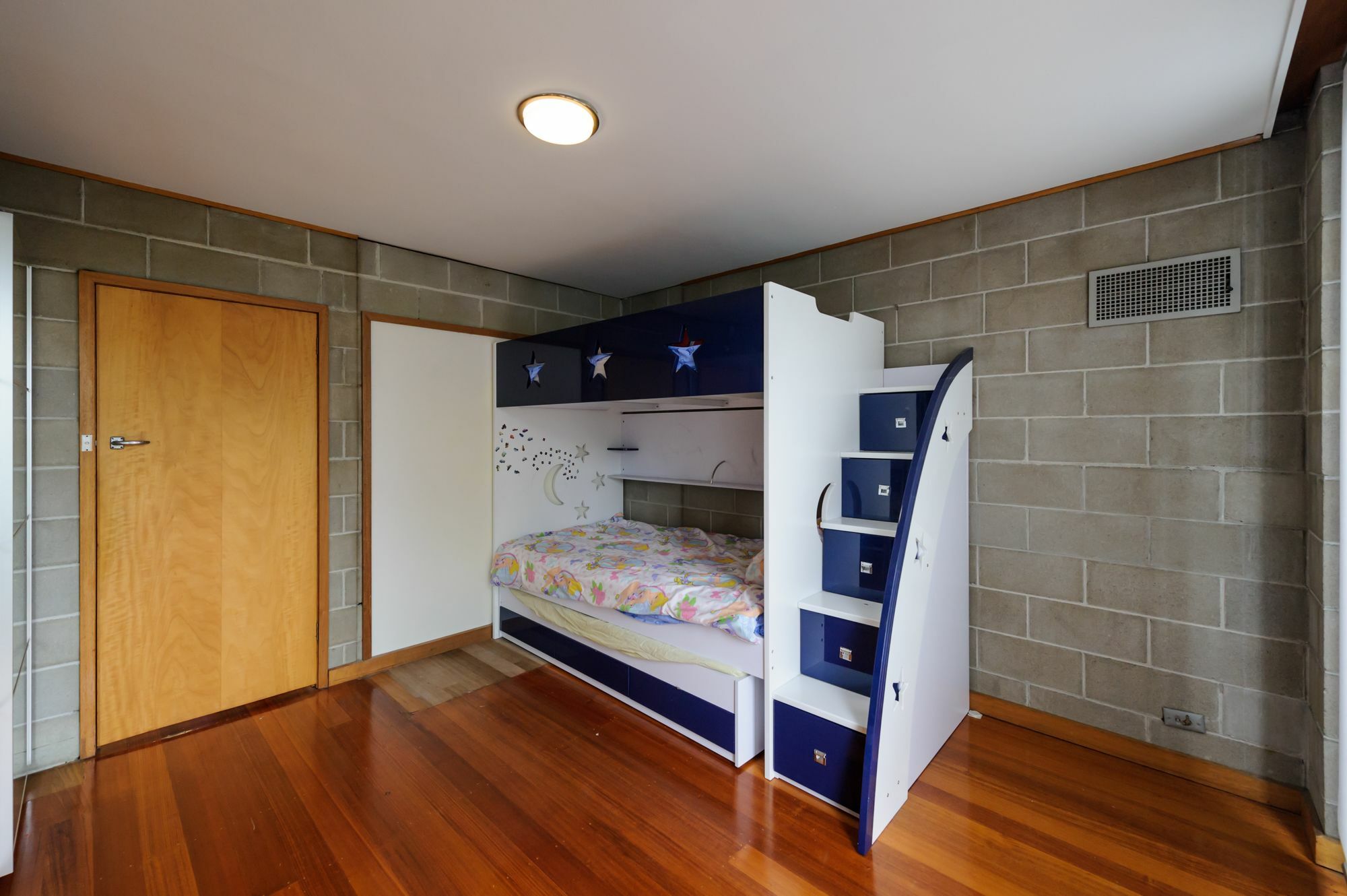 Retro House * Melbourne
