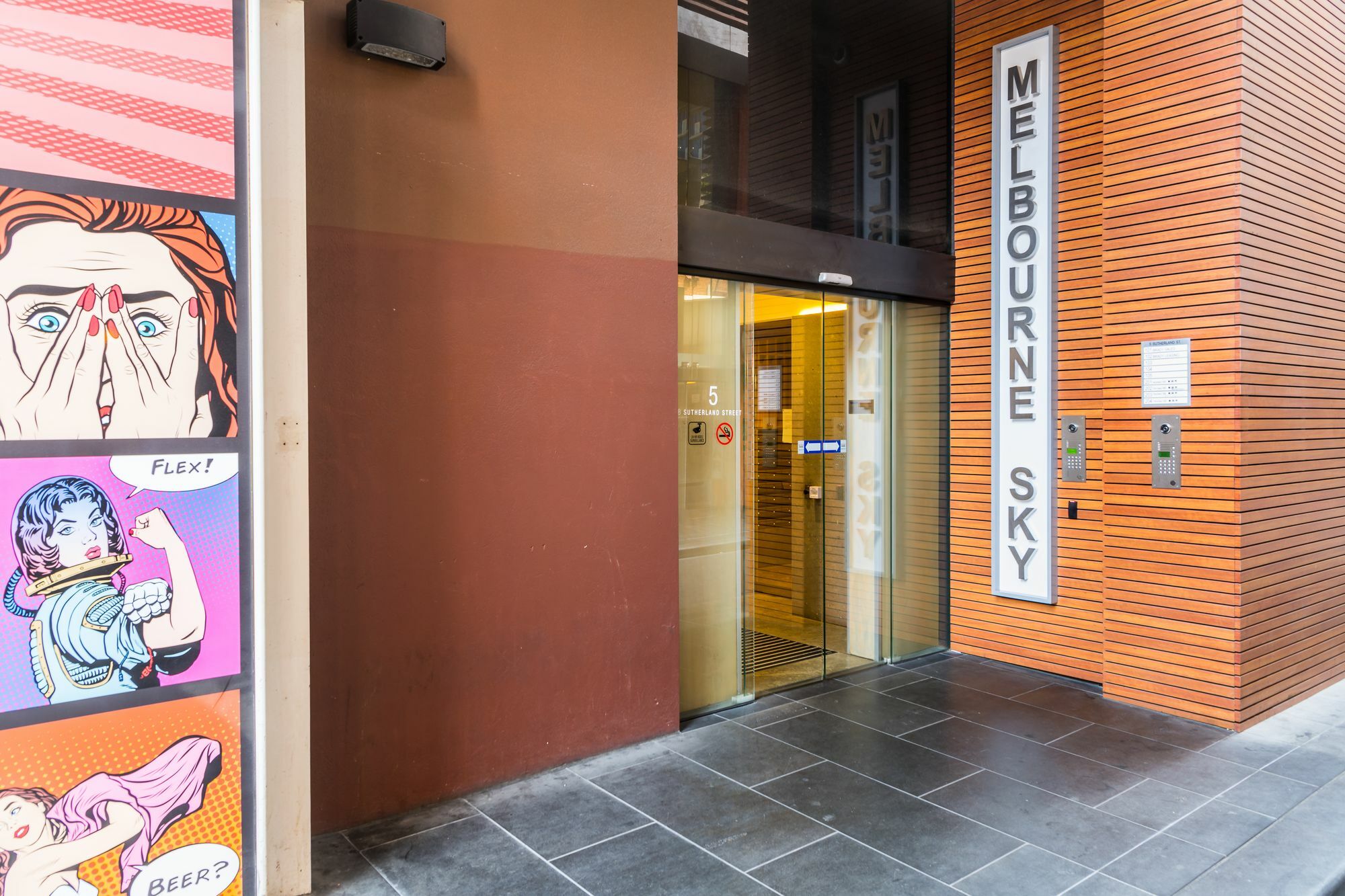Melb-stayz Apartment *