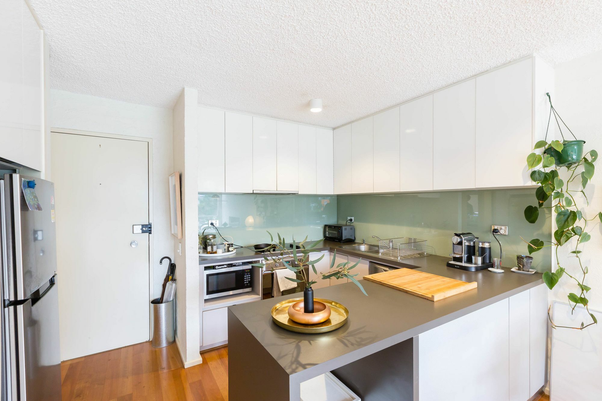 Isaac, 1bdr South Apartment Melbourne