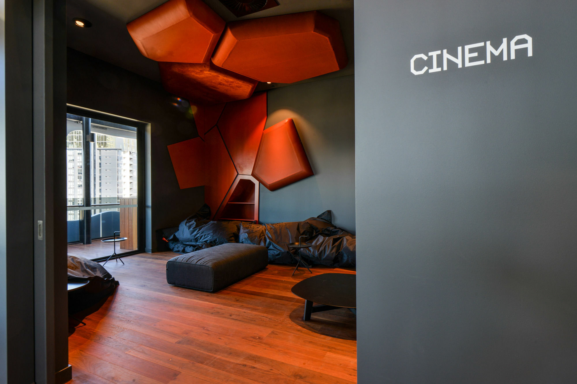 Urbanminder @ Sq Apartment
