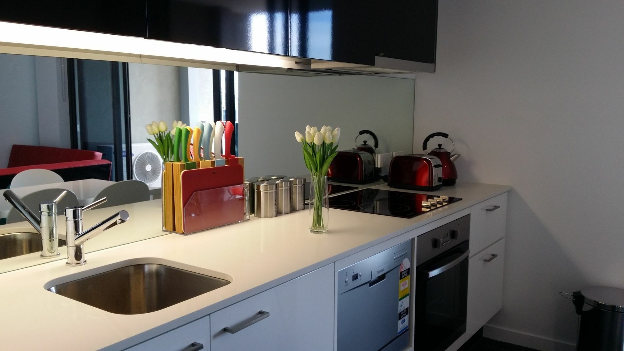Apartment Luxury Two Bed Swimming Pool Melbourne