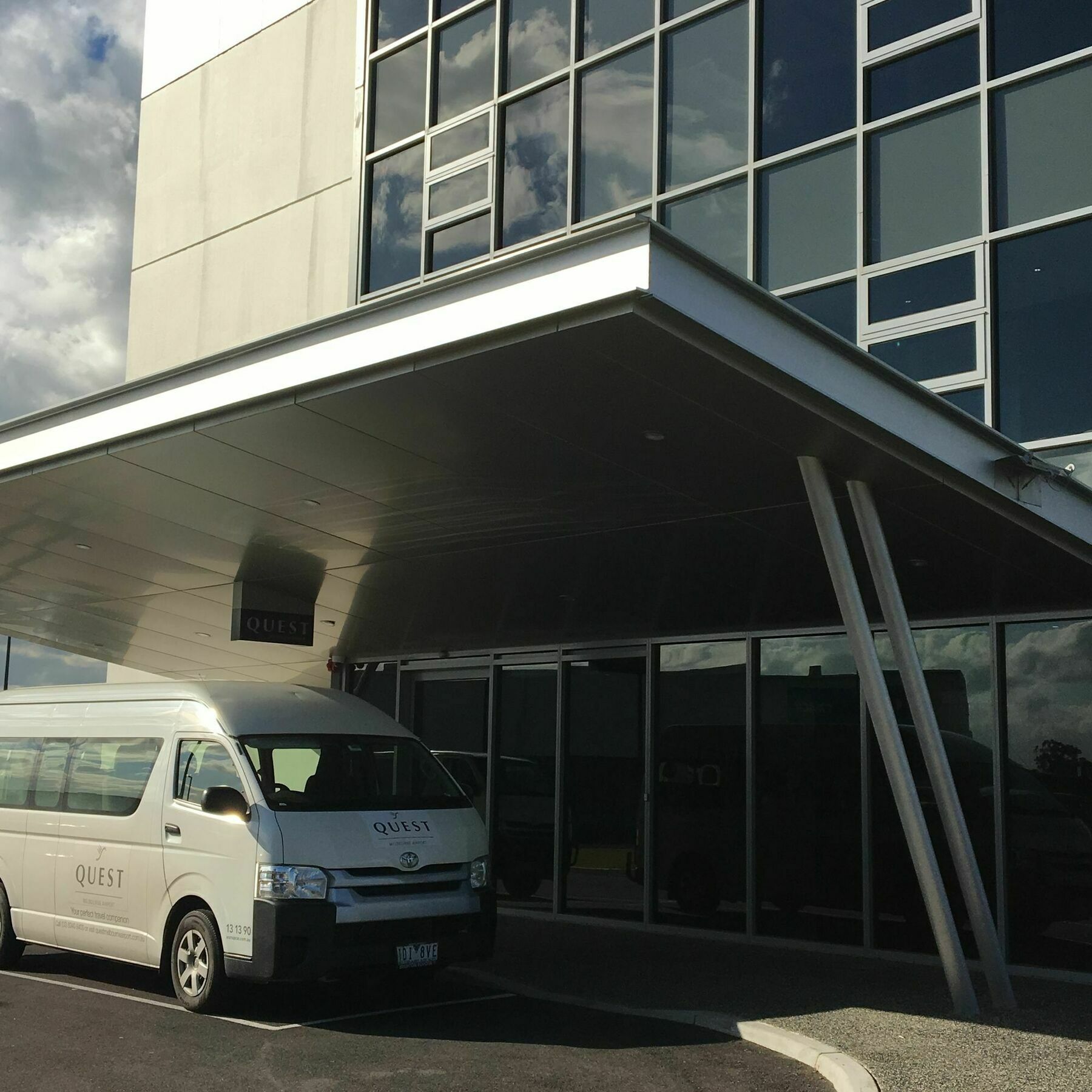 Quest Airport Aparthotel 4*