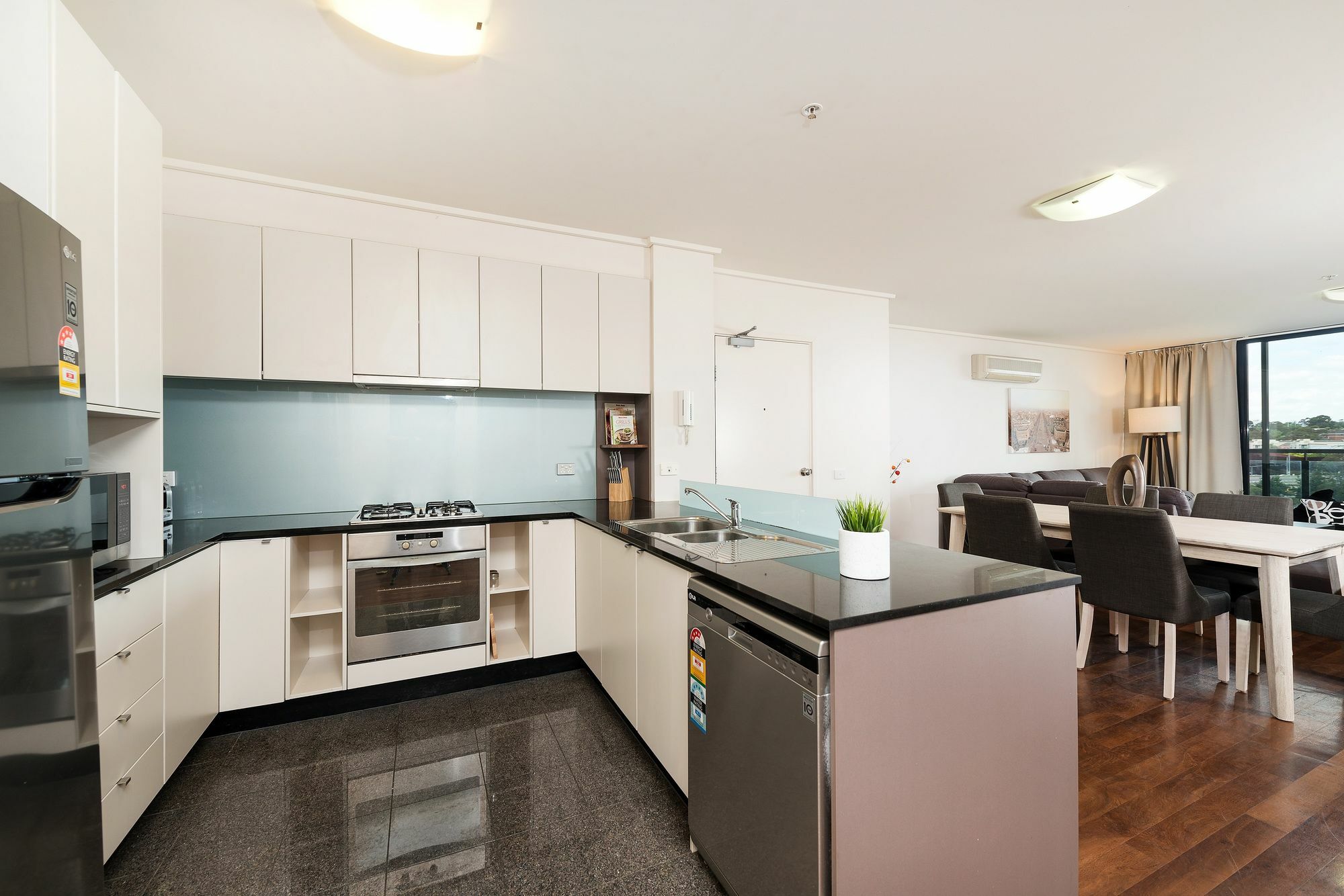 Apartment A Walk To Crown Casino *