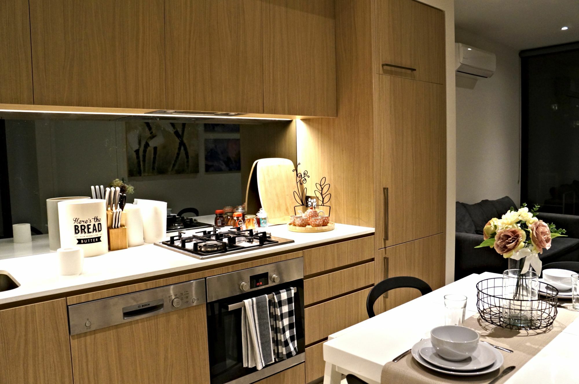 Level 39 Fulton Lane Apartment *
