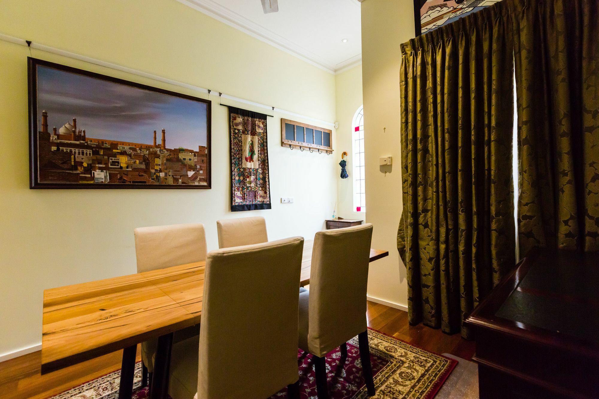 Alexander, 2bdr South House