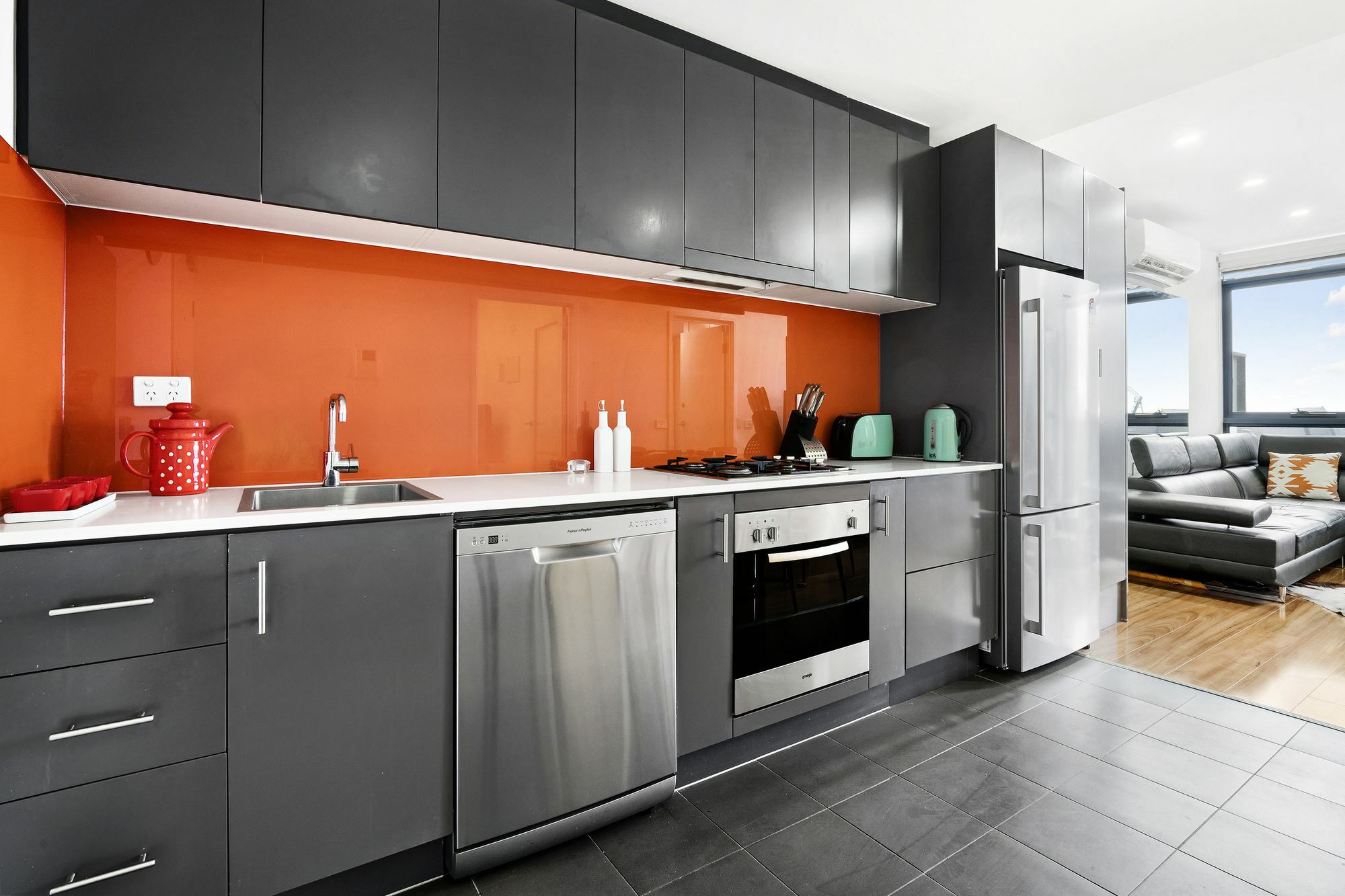 Zee, 2bdr Southbank Apartment