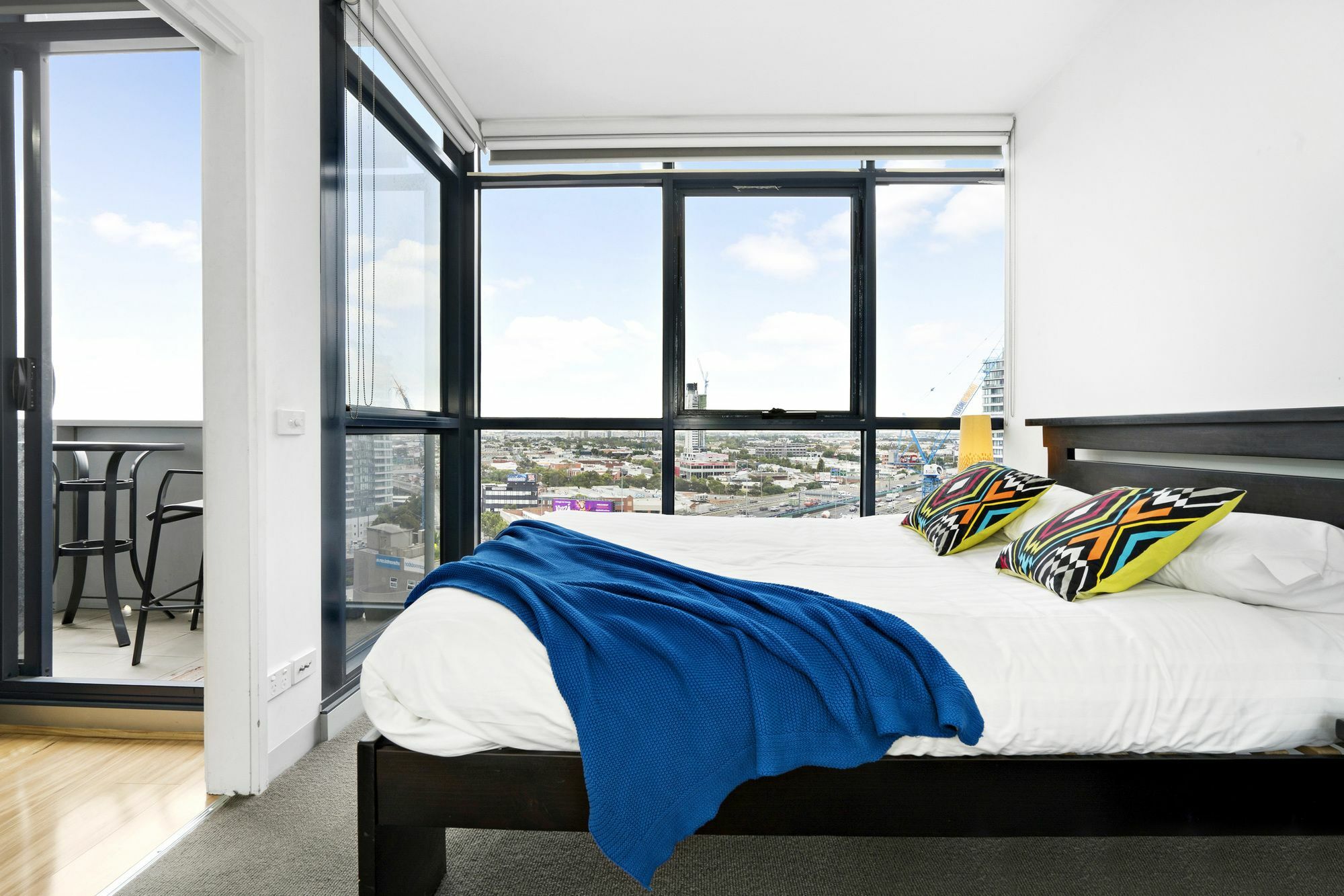 Zee, 2bdr Southbank Apartment