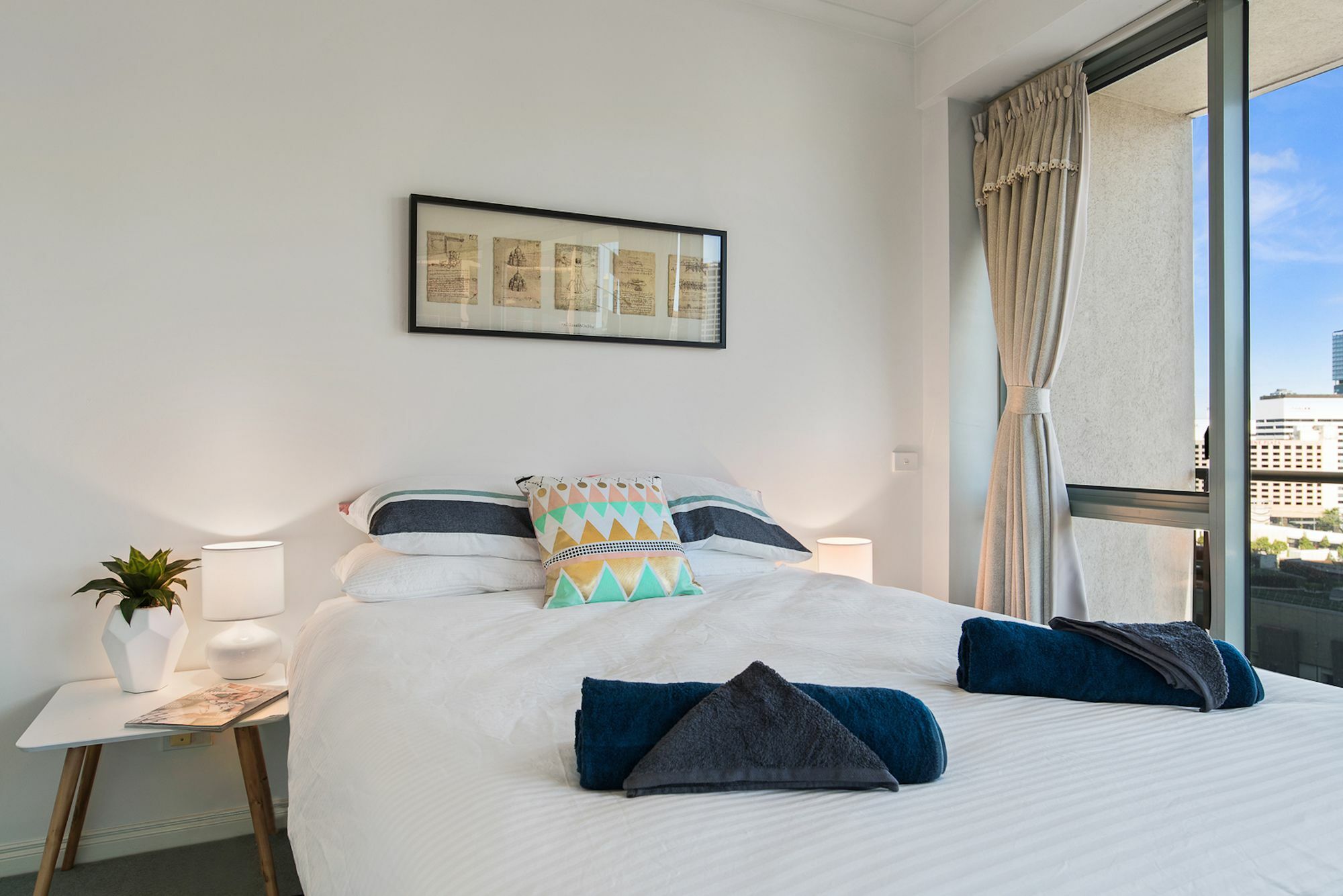 Sanctuary In Southbank Apartment