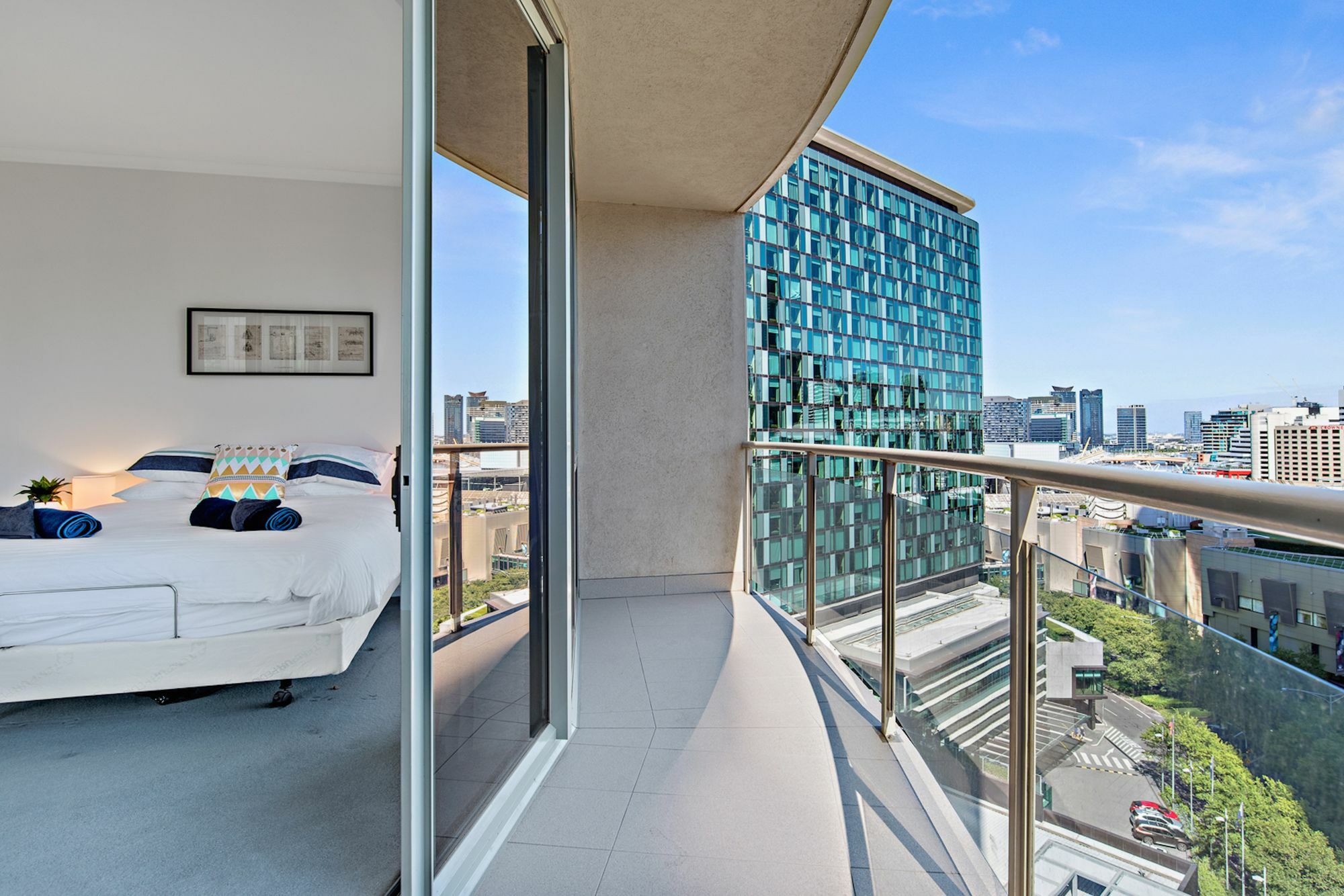 Sanctuary In Southbank Apartment Melbourne