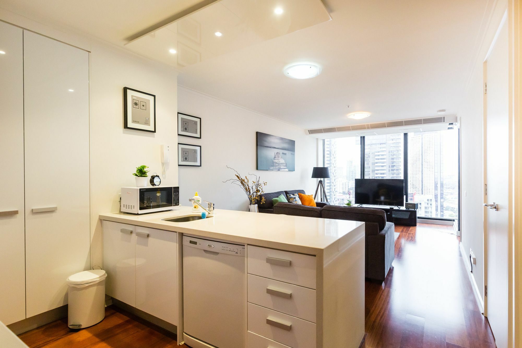 Dali, 1bdr Southbank Apartment