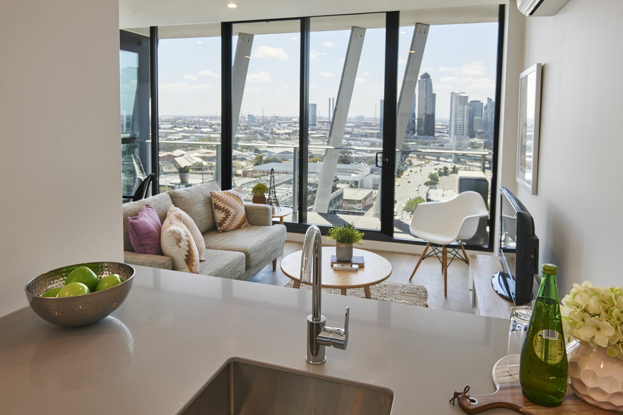 Paris By The Bay Apartment Melbourne