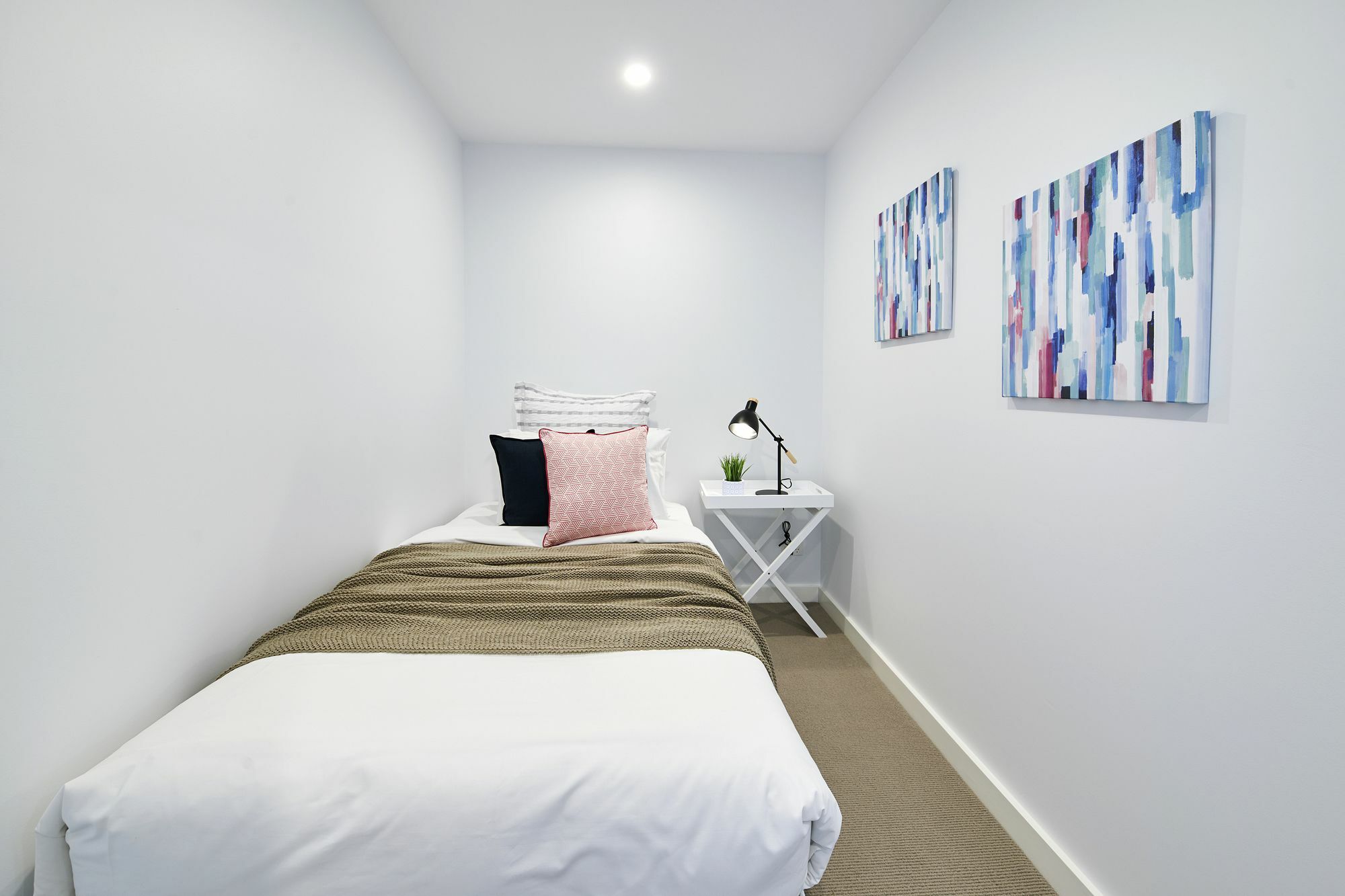 Jacinta By The Yarra - Rejuvenate *