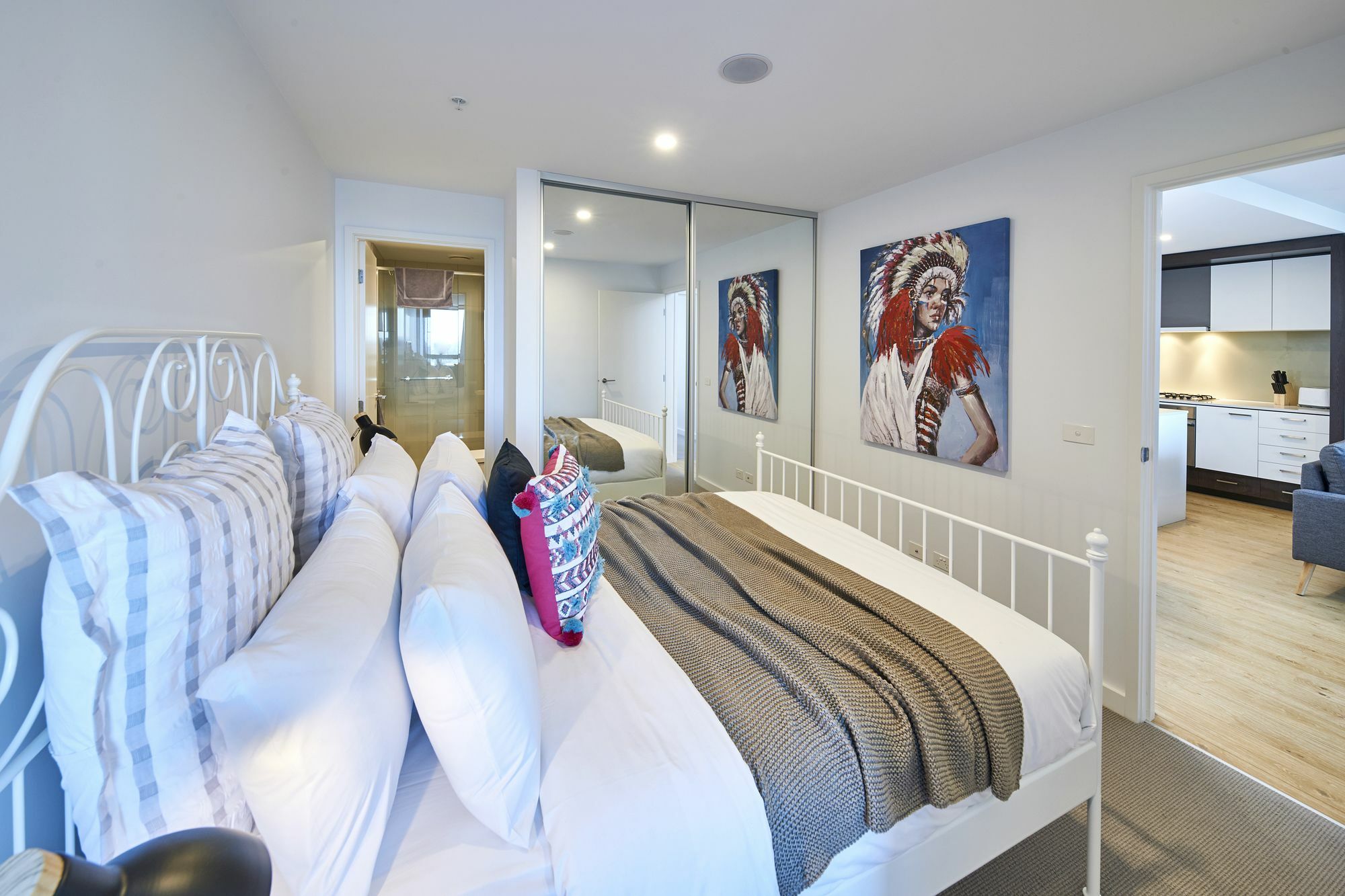Jacinta By The Yarra - Rejuvenate Melbourne