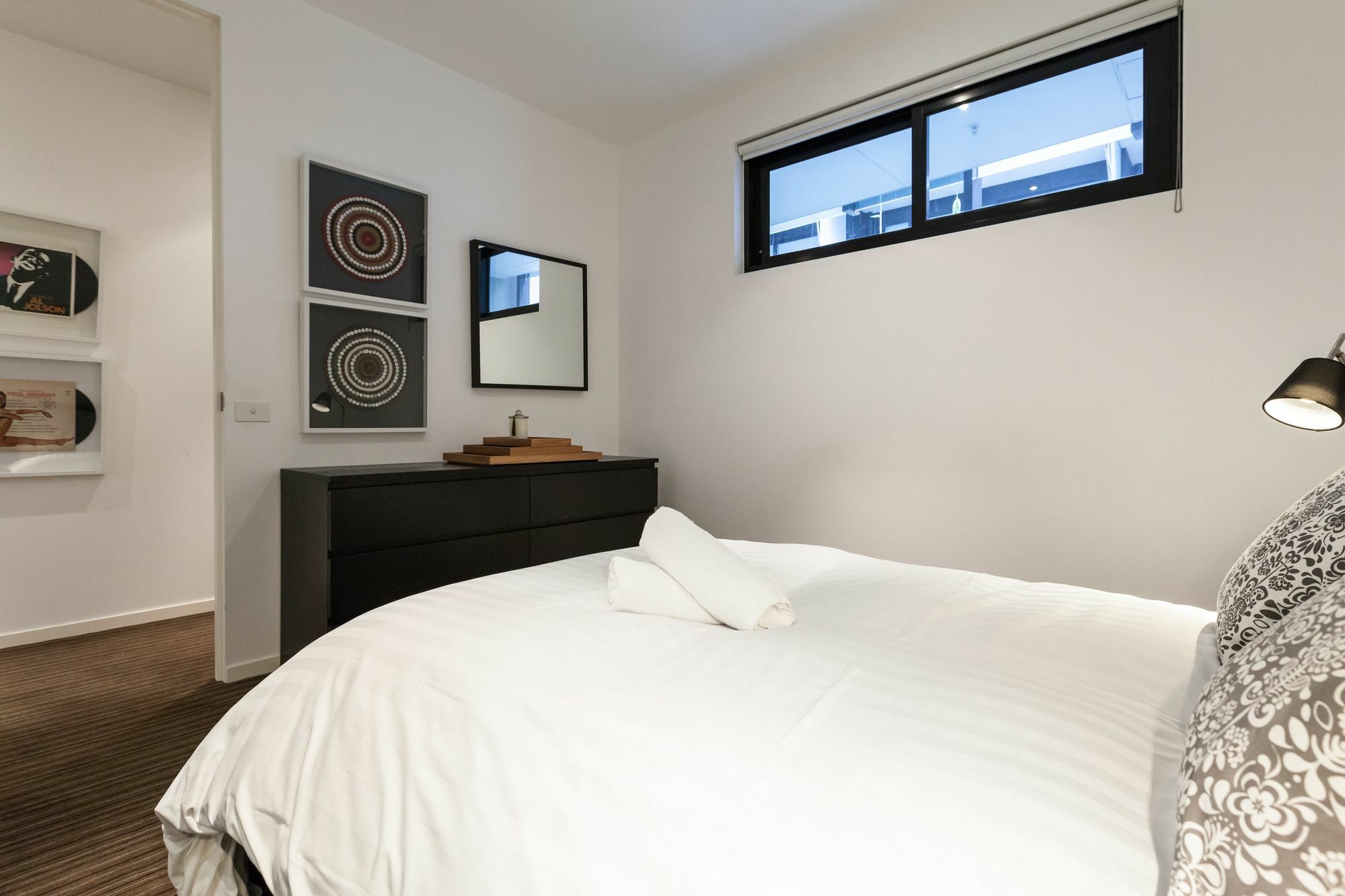 Zach, 1bdr St.kilda Apartment *