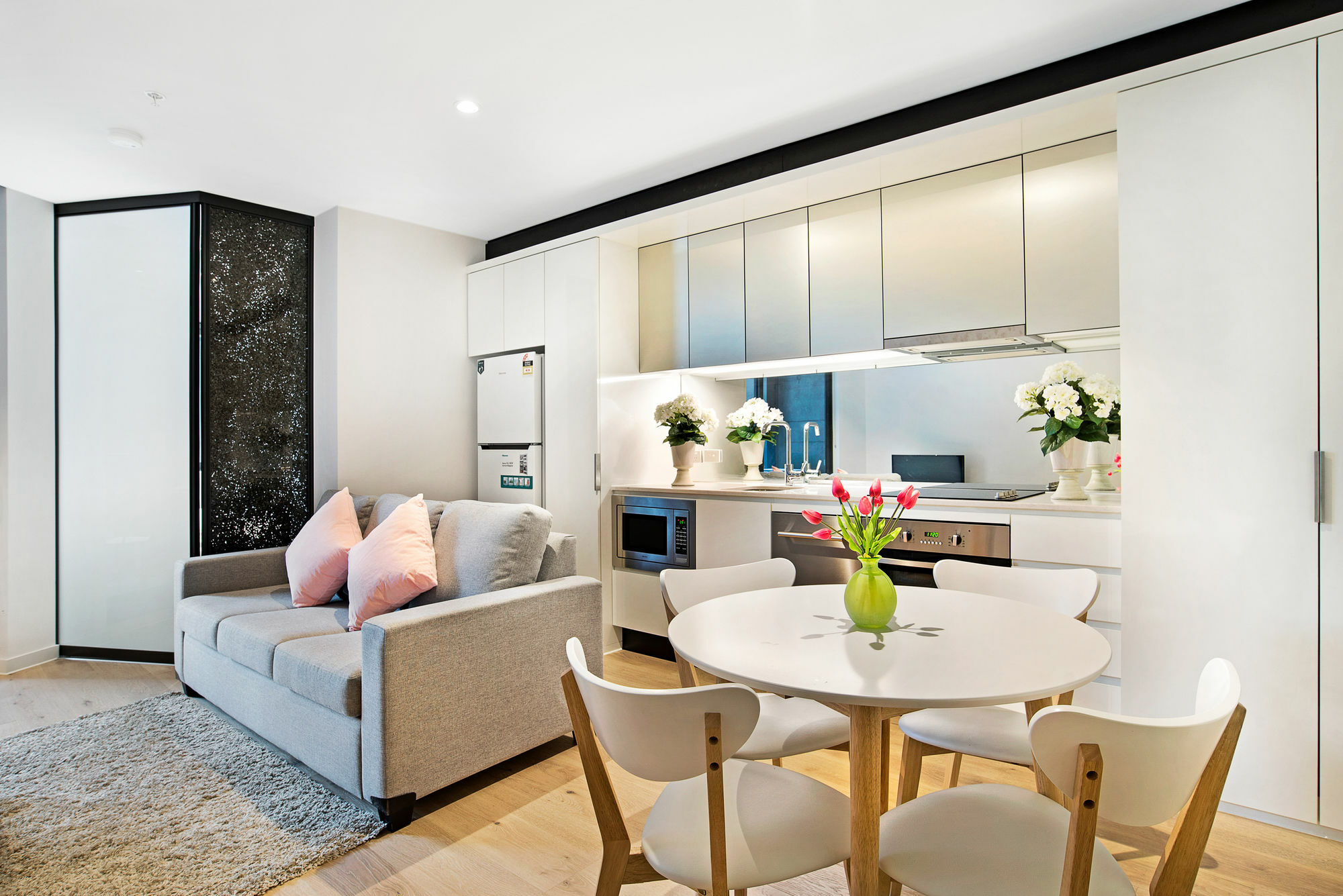 Manhattan Rose Lane Melbourne