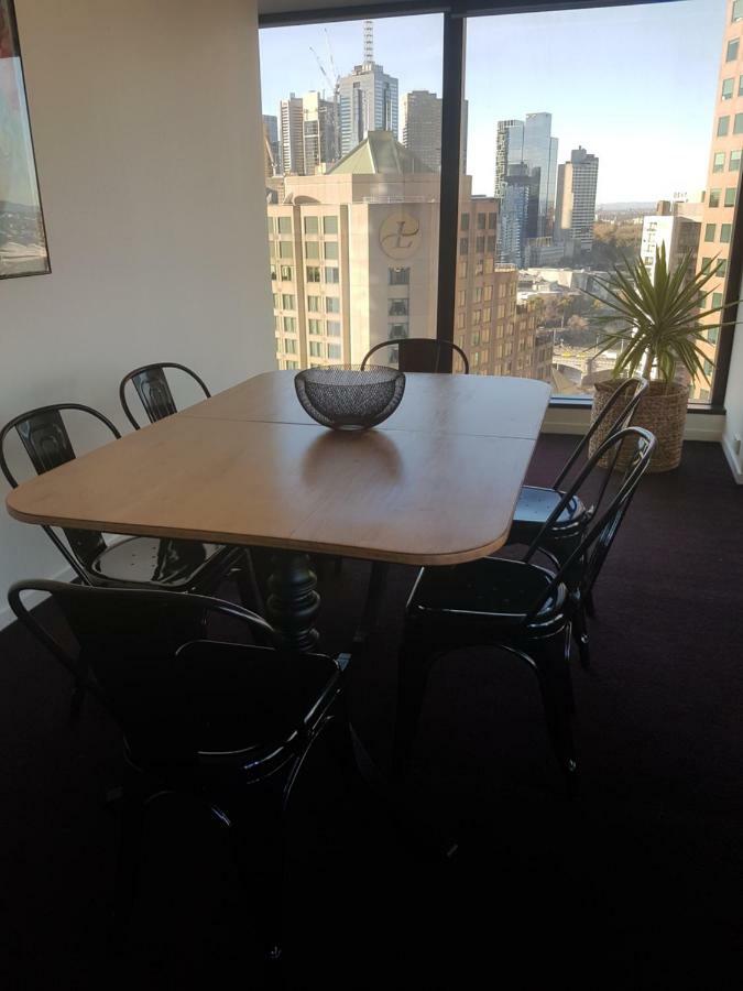 Eureka Tower Level 24