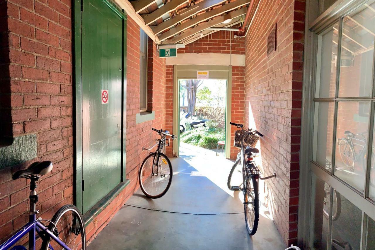 Hostel Hub *
