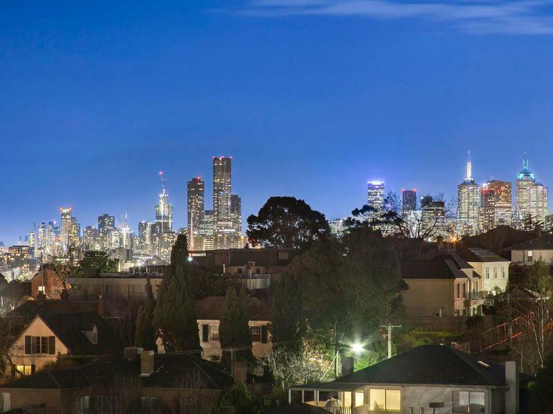 Clara Q Aparthotel Melbourne